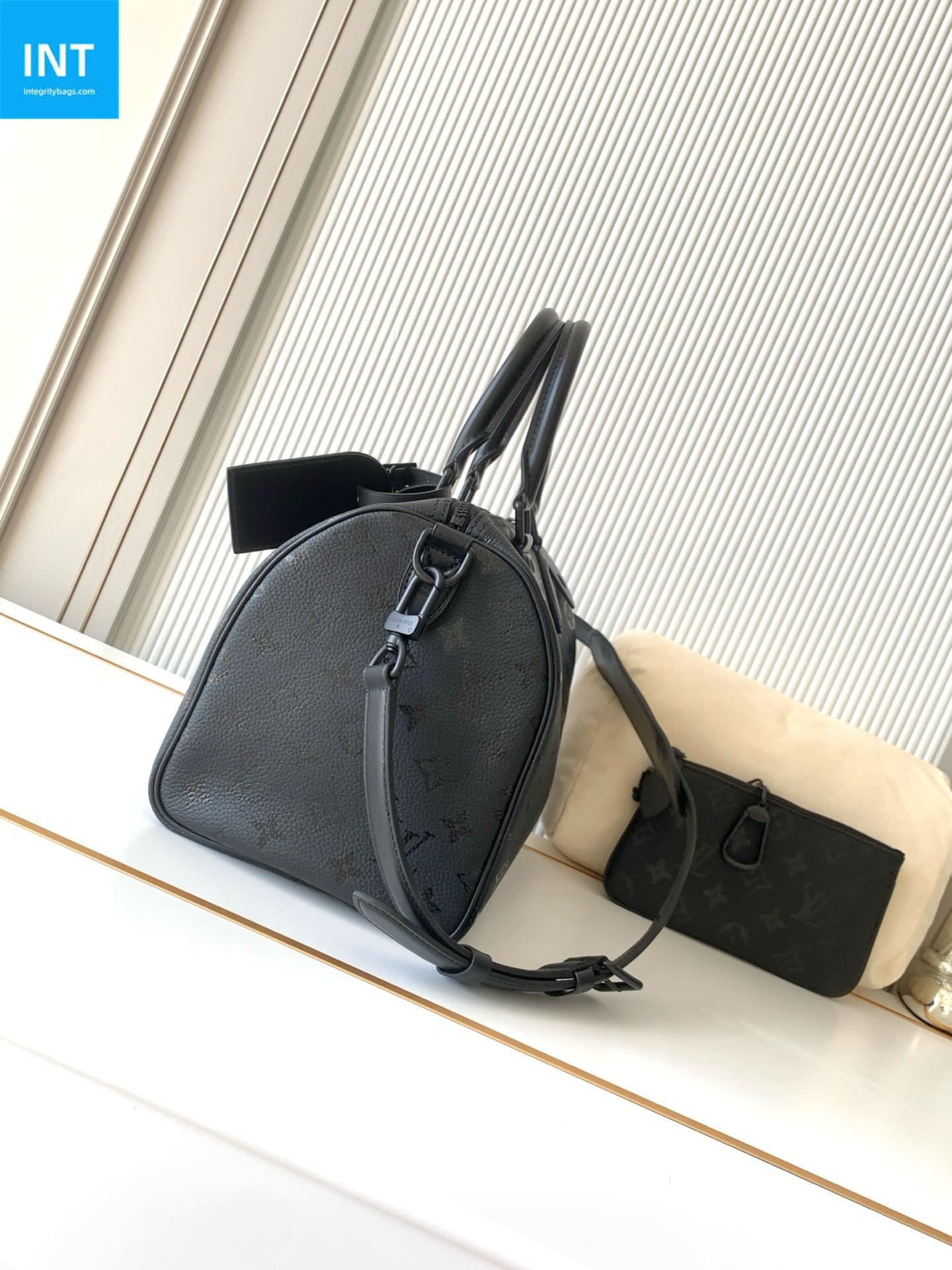 Louis Vuitton Speedy P9 30 Black Cowhide - Image 9