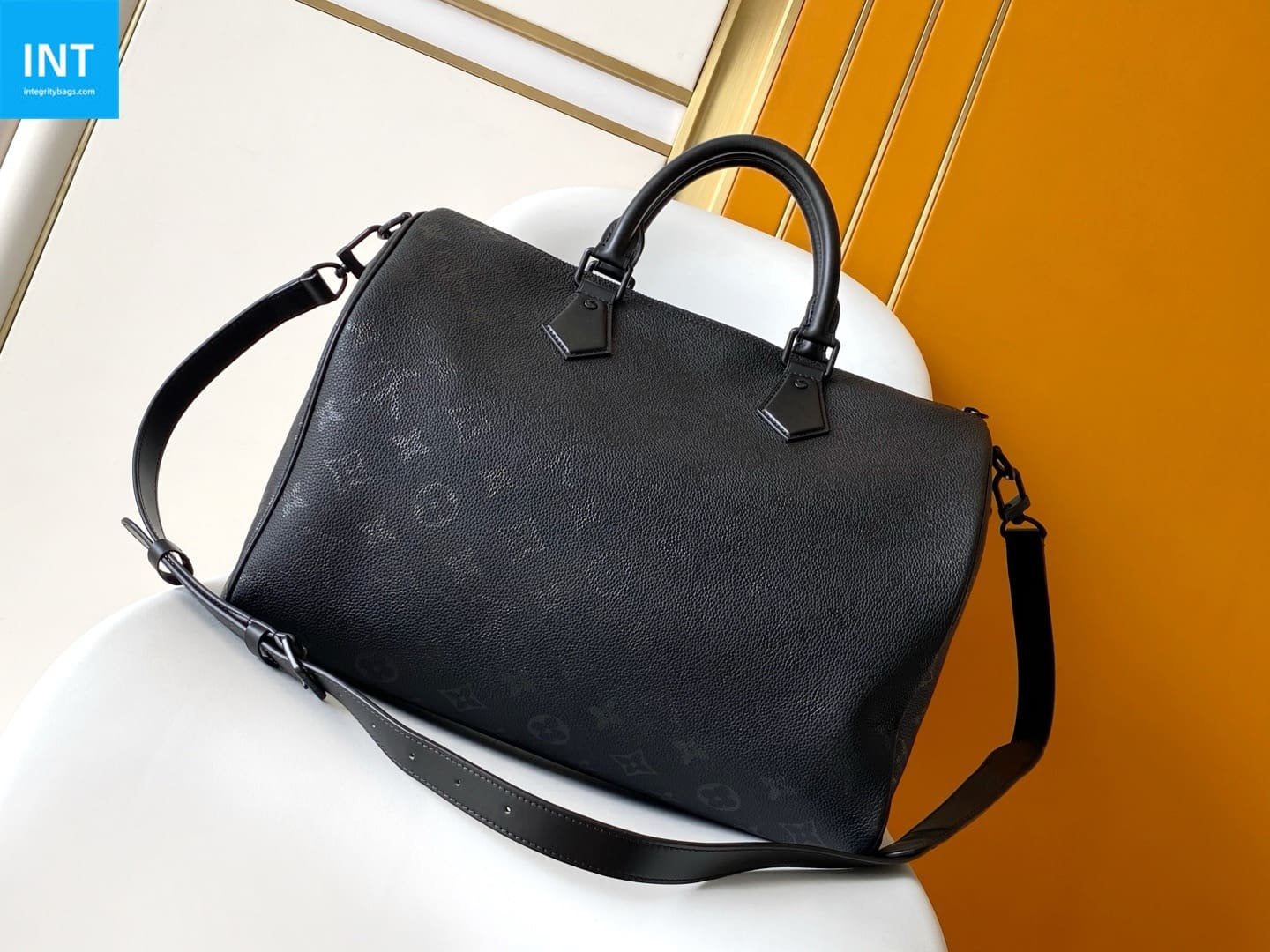 Louis Vuitton Speedy P9 40 Calfskin - Image 6