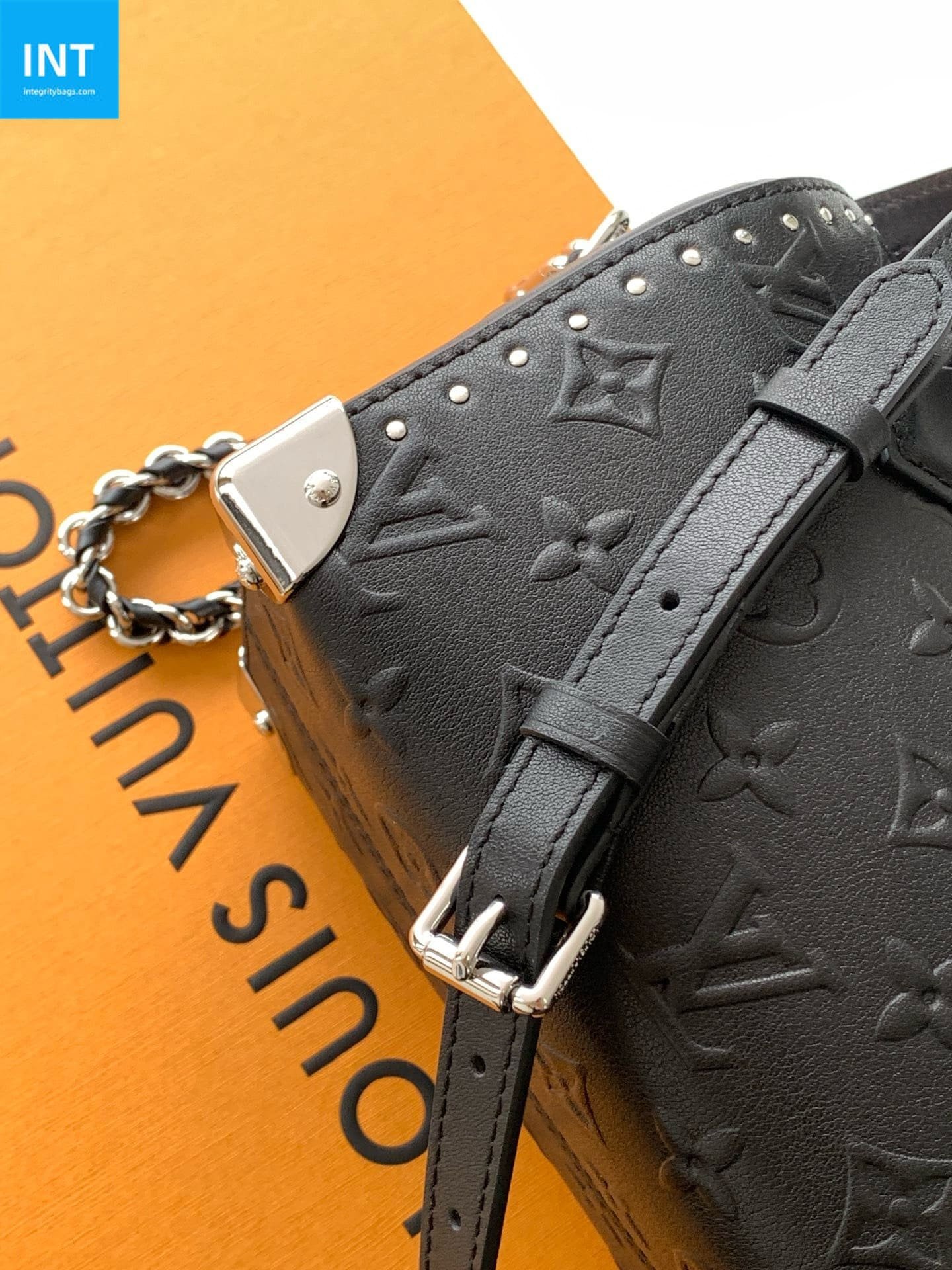 Louis Vuitton Speedy Trunk 20 Debossed - Image 10