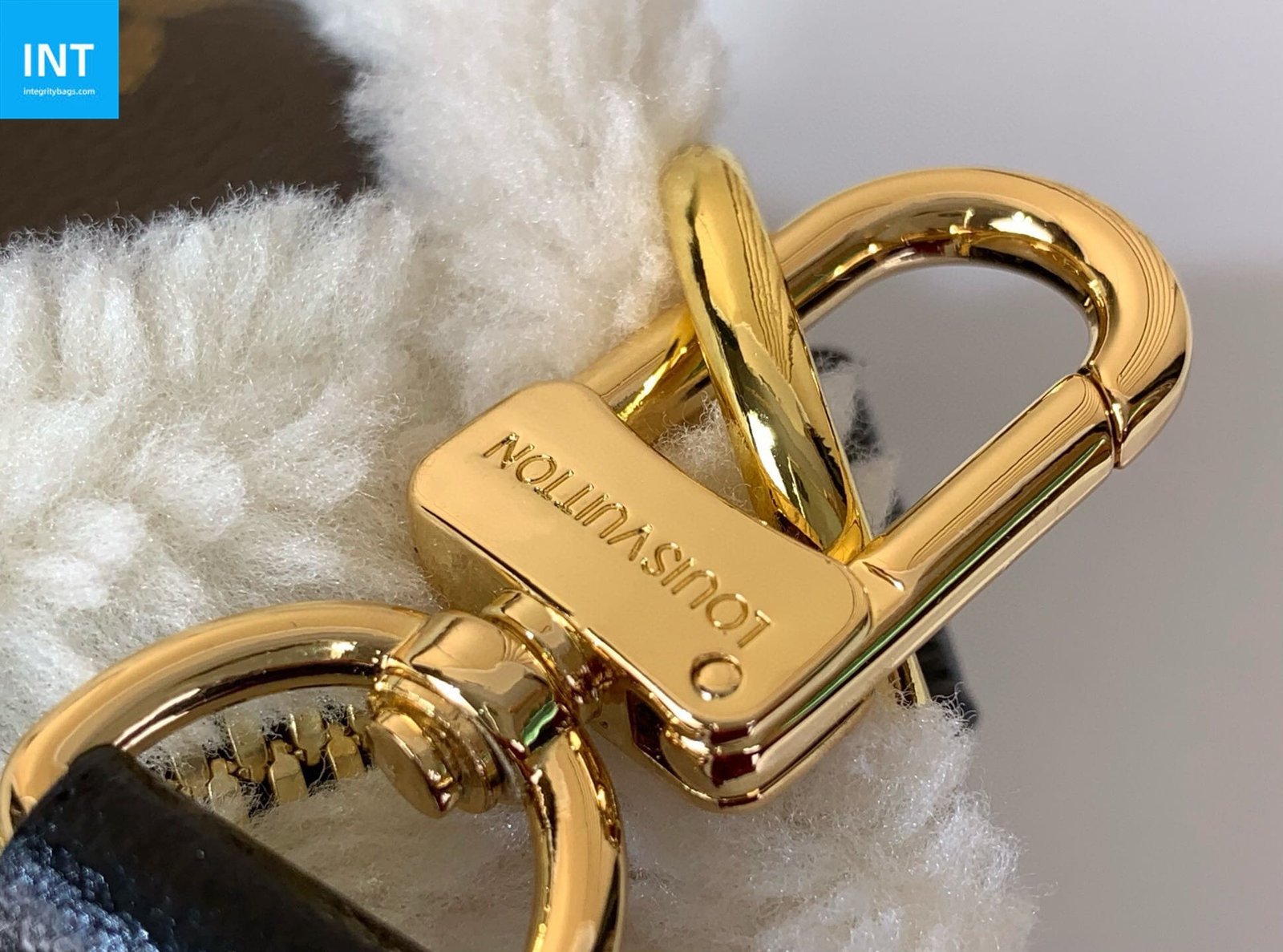 Louis Vuitton Speedy Soft 30 Monogram - Image 11