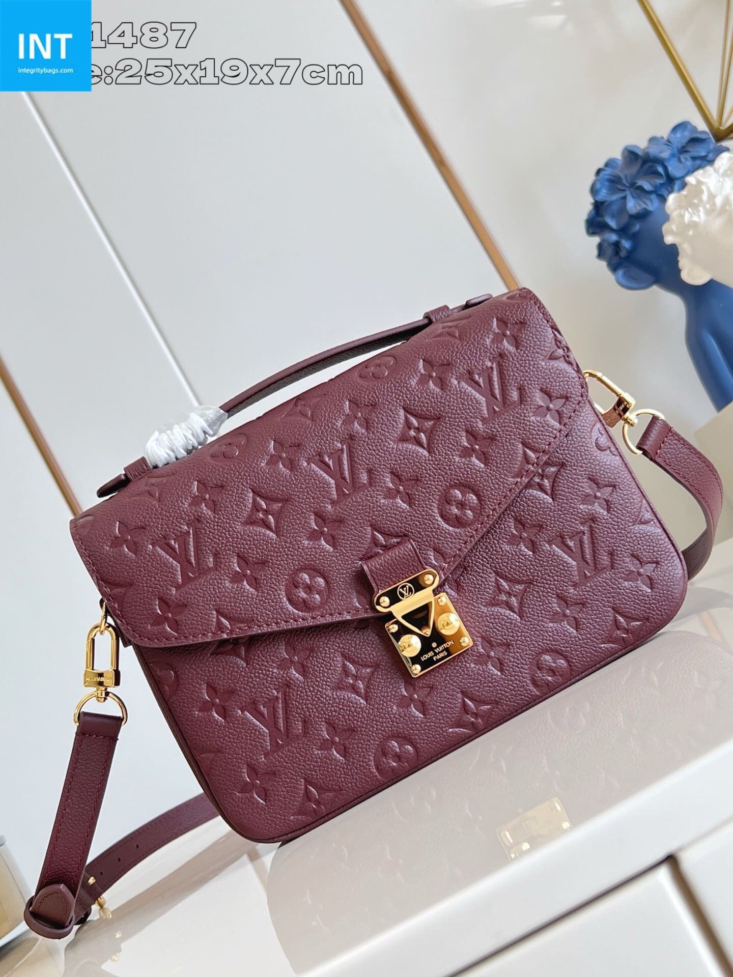 Alternative view of Louis Vuitton Métis MM Garnet Red