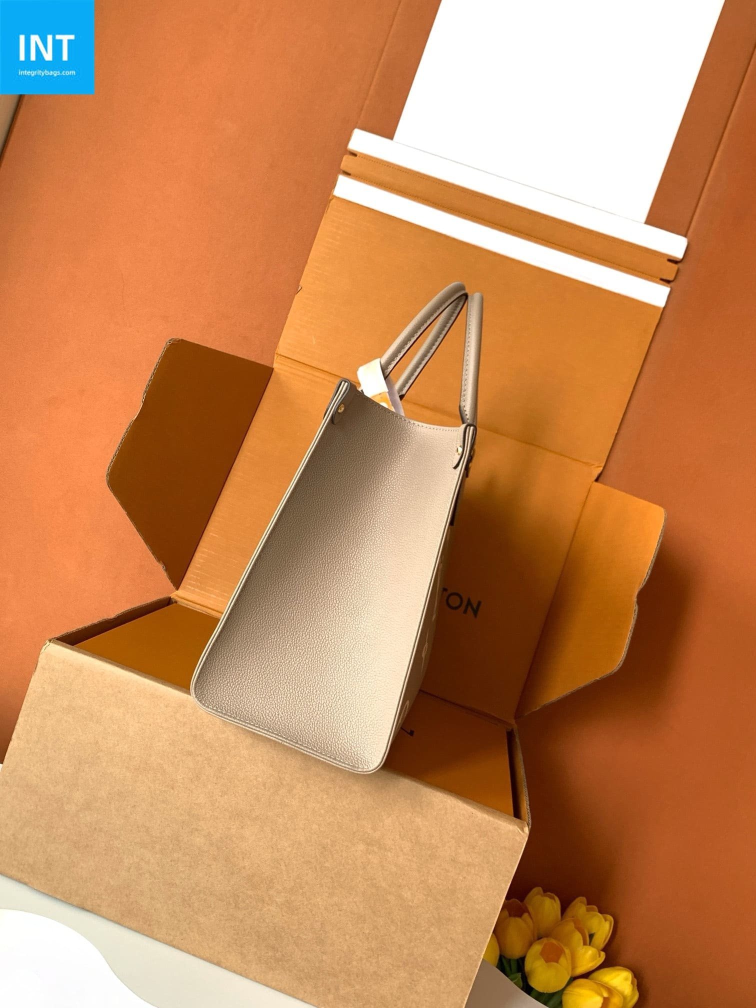 Louis Vuitton OnTheGo MM Embossed - Image 7