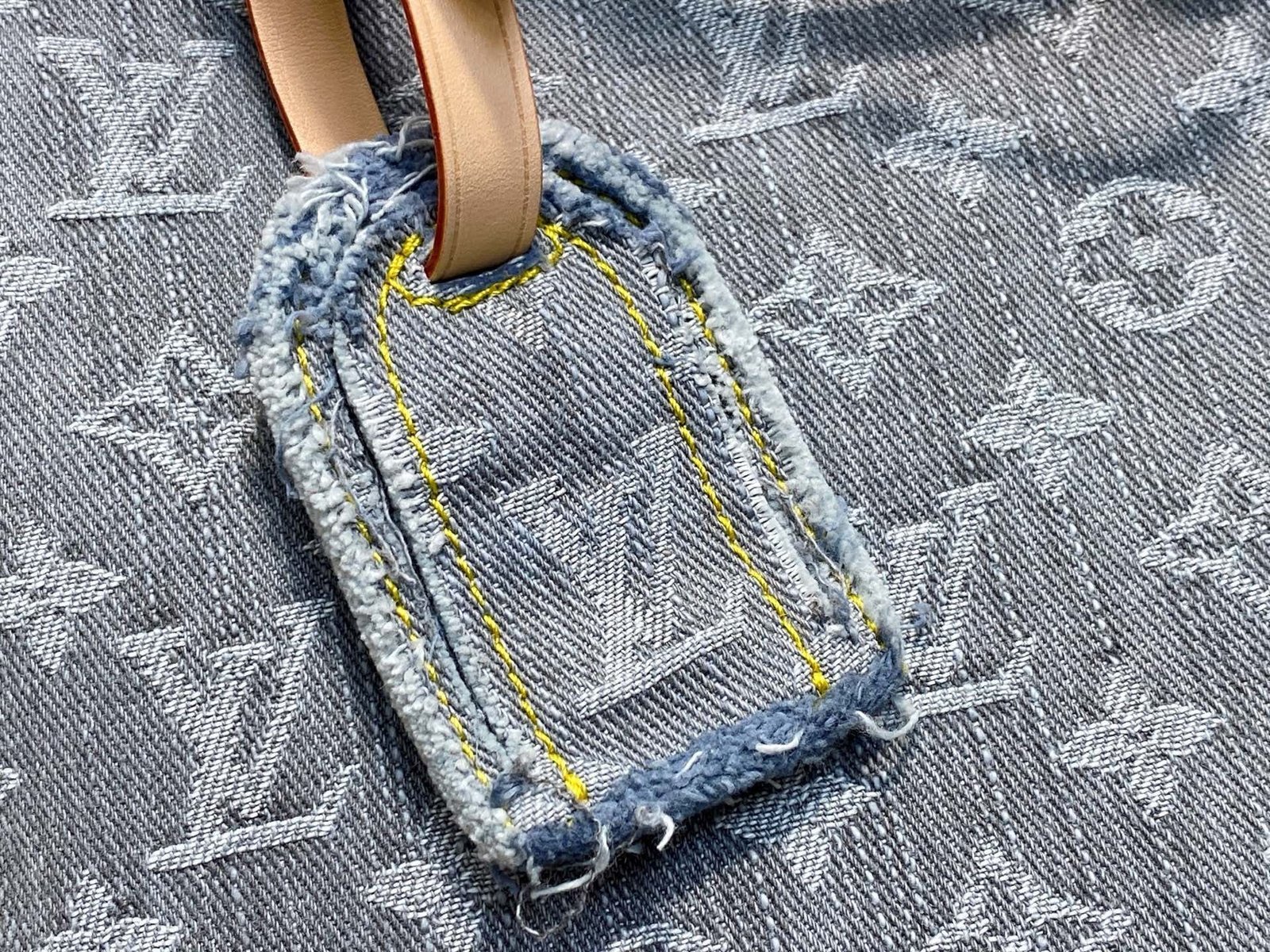 Louis Vuitton CarryAll MM Denim - Image 8