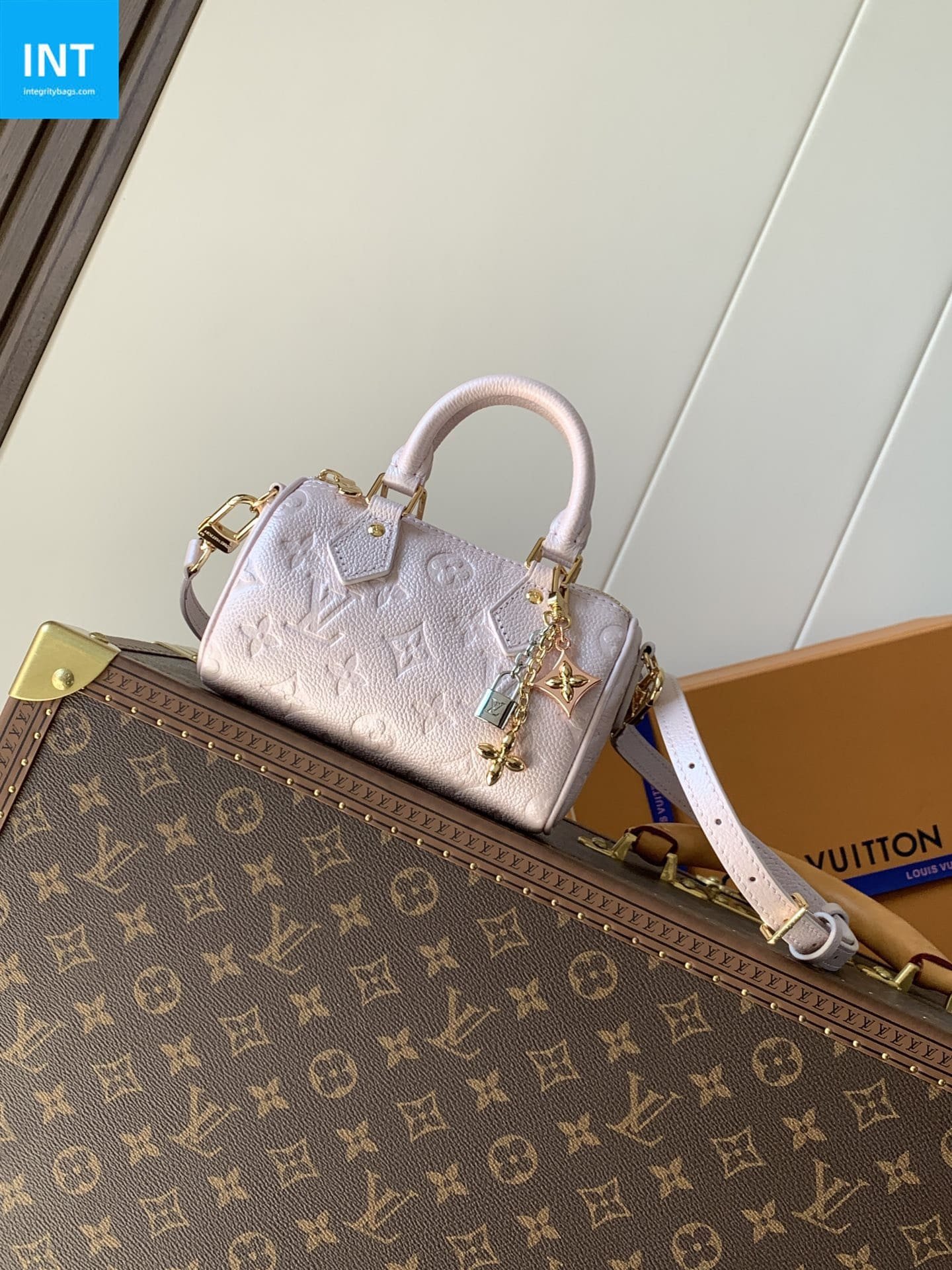 Alternative view of Louis Vuitton Nano Speedy Snowy Pearl