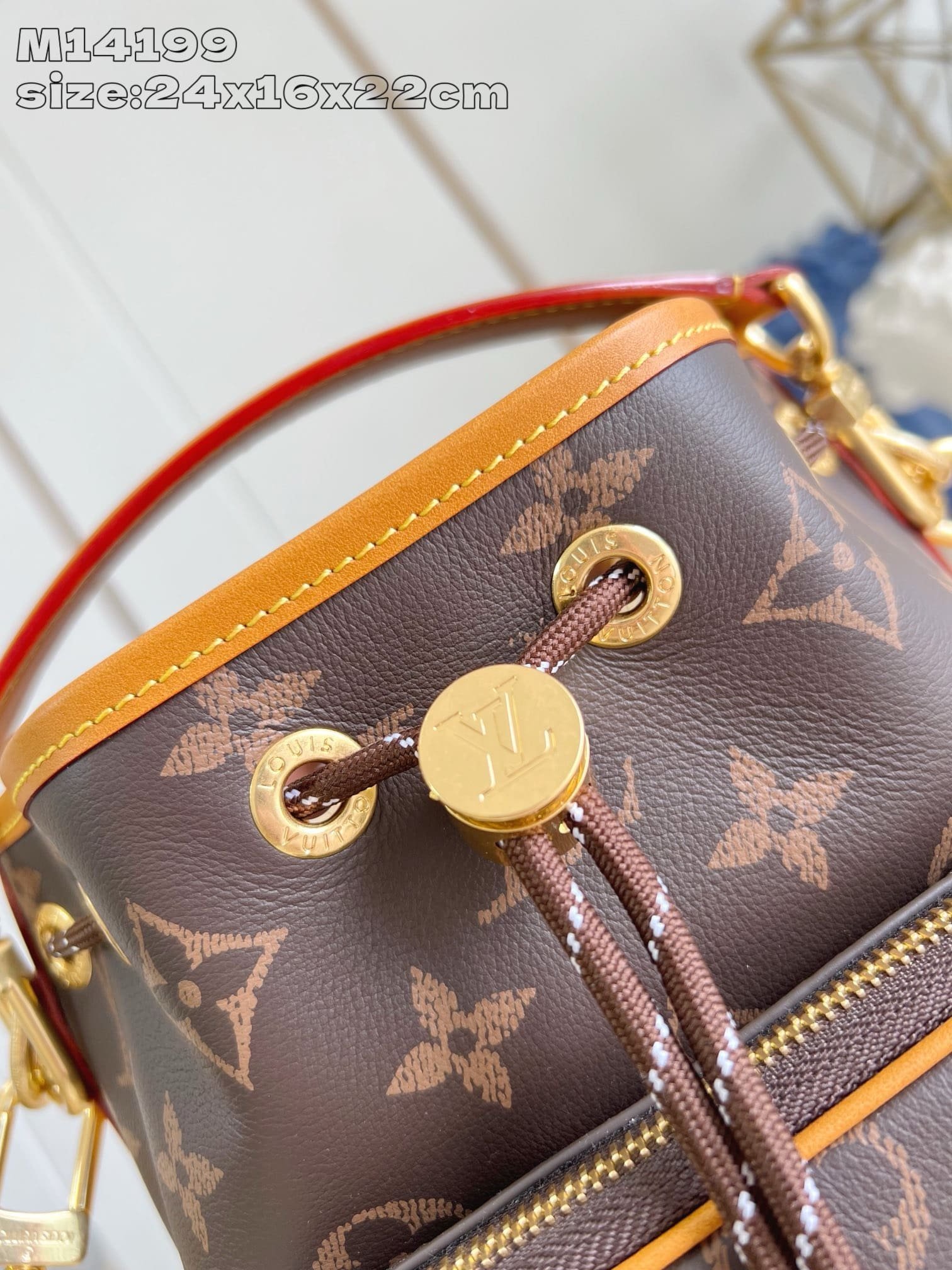 Louis Vuitton Noé Cargo Calfskin Leather - Image 6
