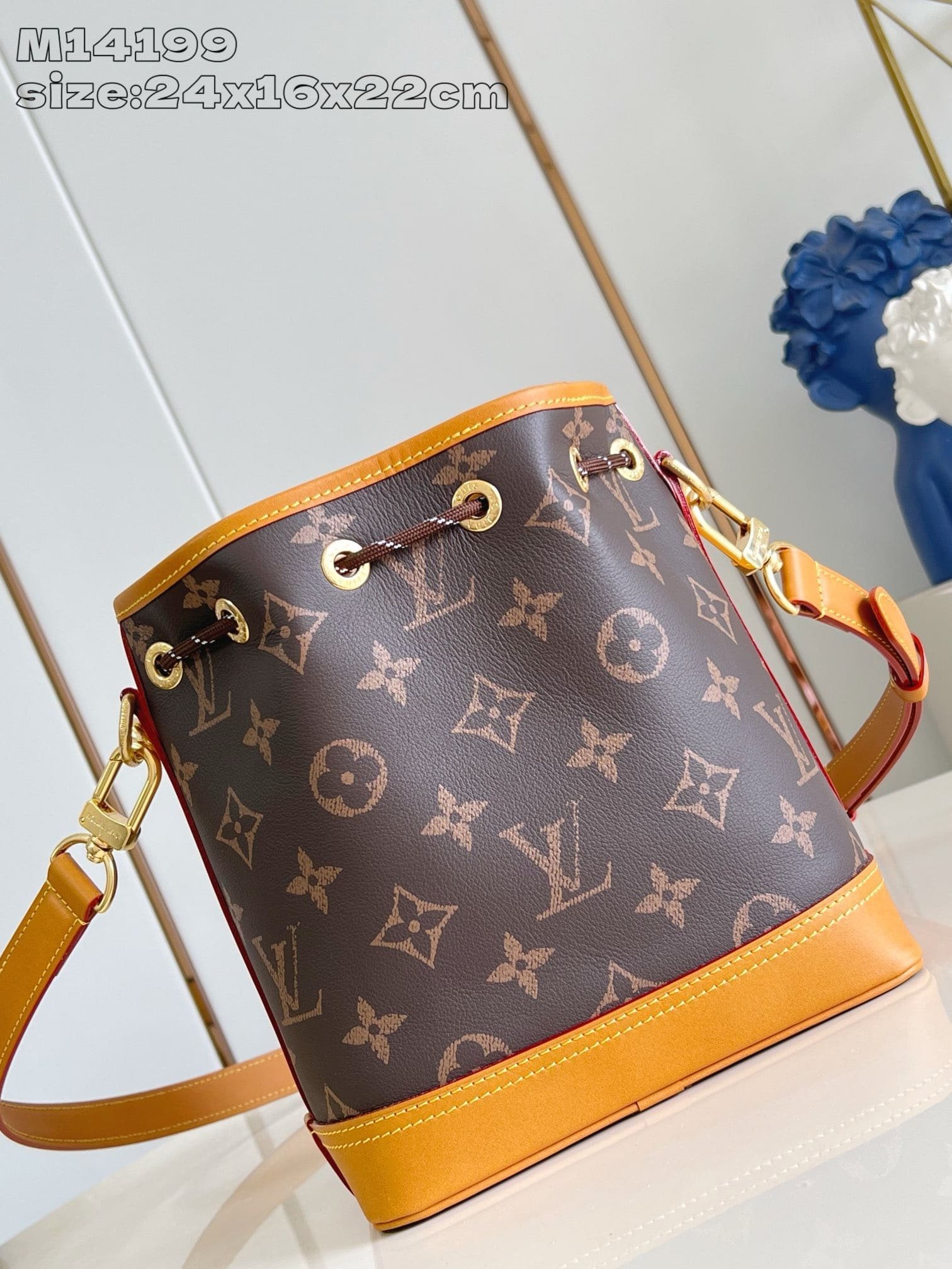 Louis Vuitton Noé Cargo Calfskin Leather - Image 5