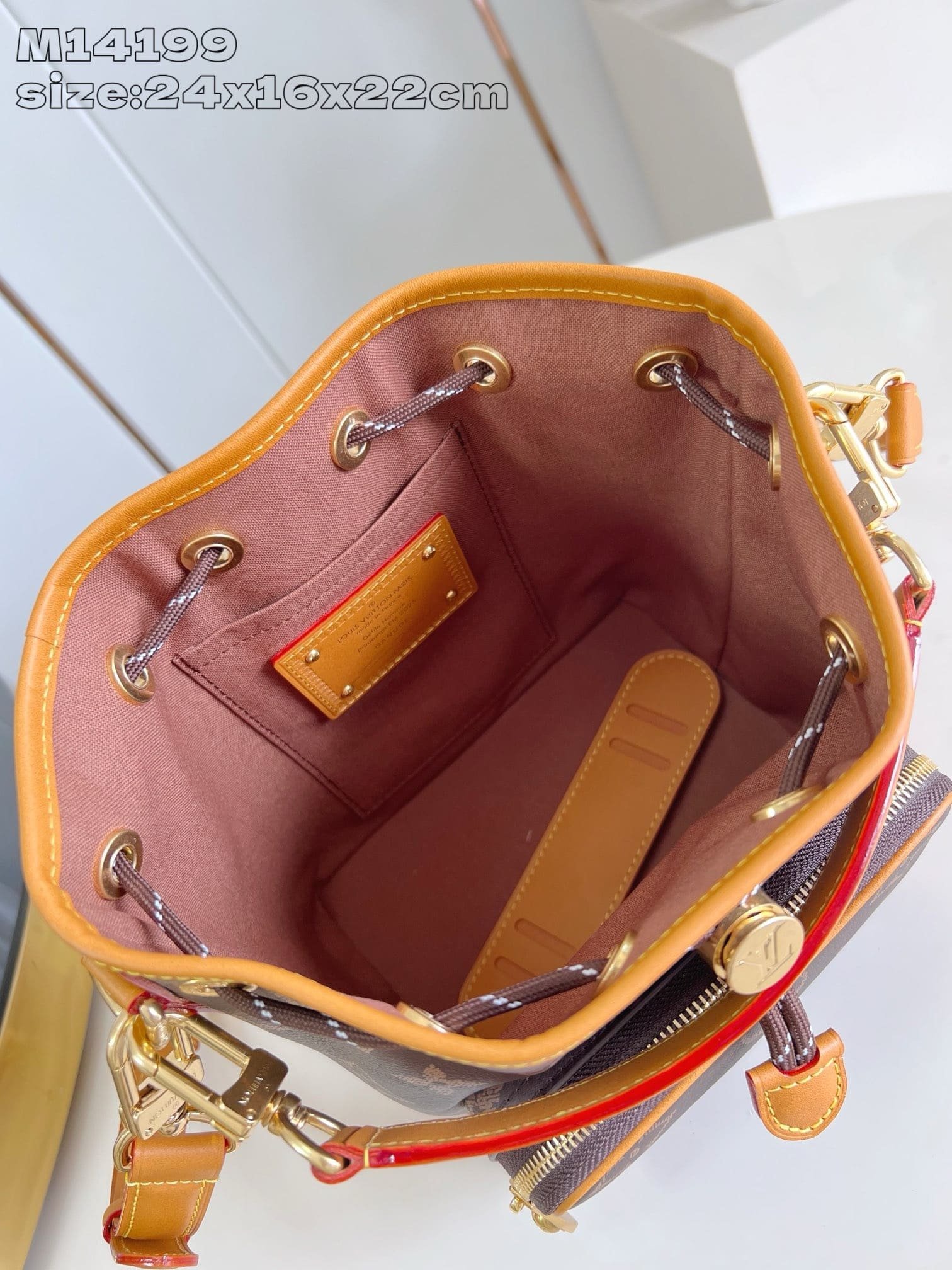 Louis Vuitton Noé Cargo Calfskin Leather - Image 11