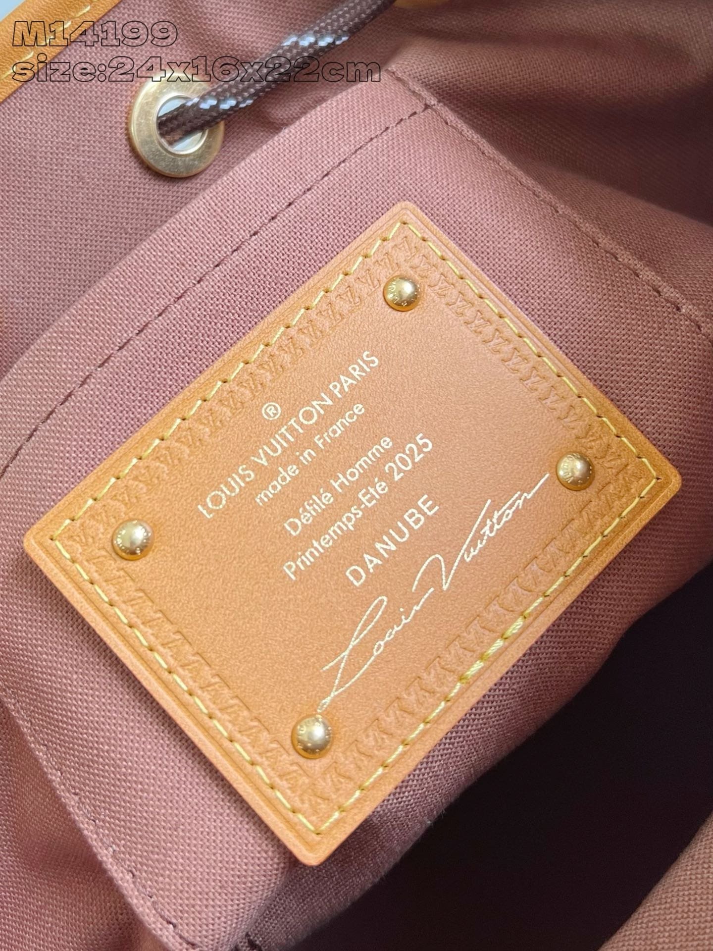 Louis Vuitton Noé Cargo Calfskin Leather - Image 12