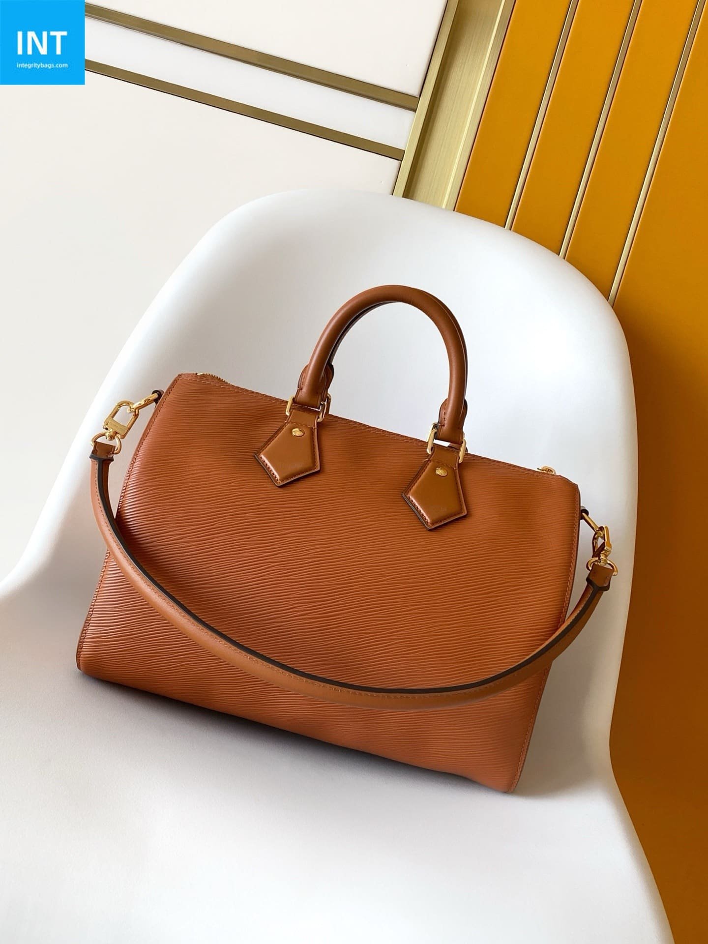 Louis Vuitton Speedy Soft 30 Supple Tan Epi - Image 3