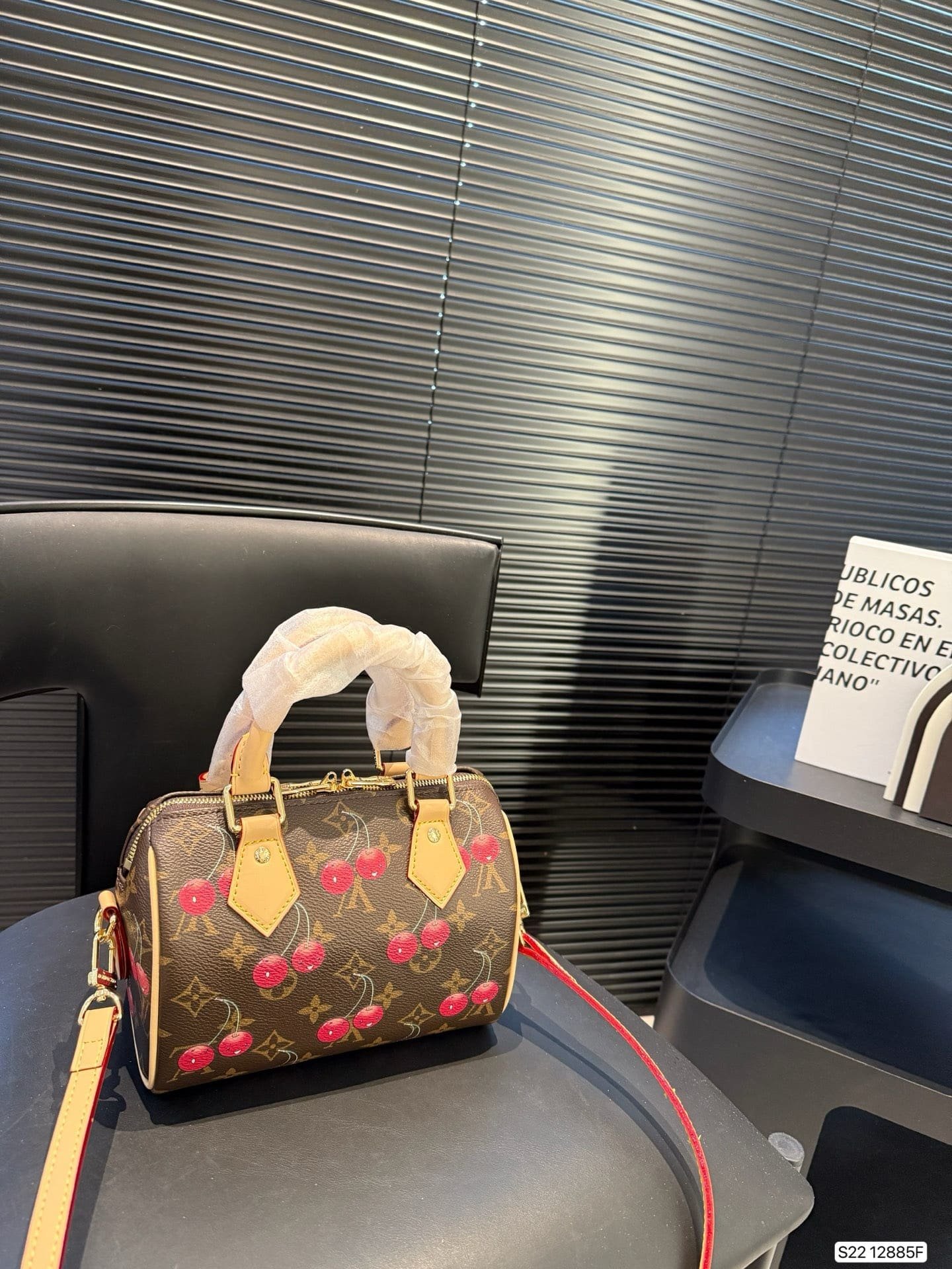 Louis Vuitton LV x TM Speedy 20 - Image 8