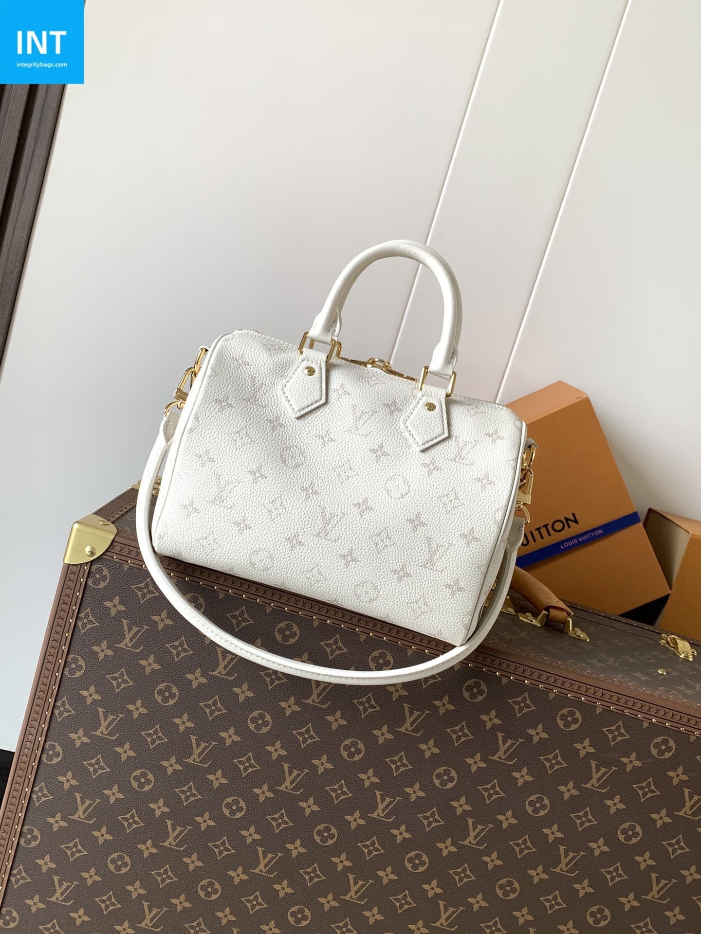 Louis Vuitton Speedy 25 Bliss Cream - Image 4