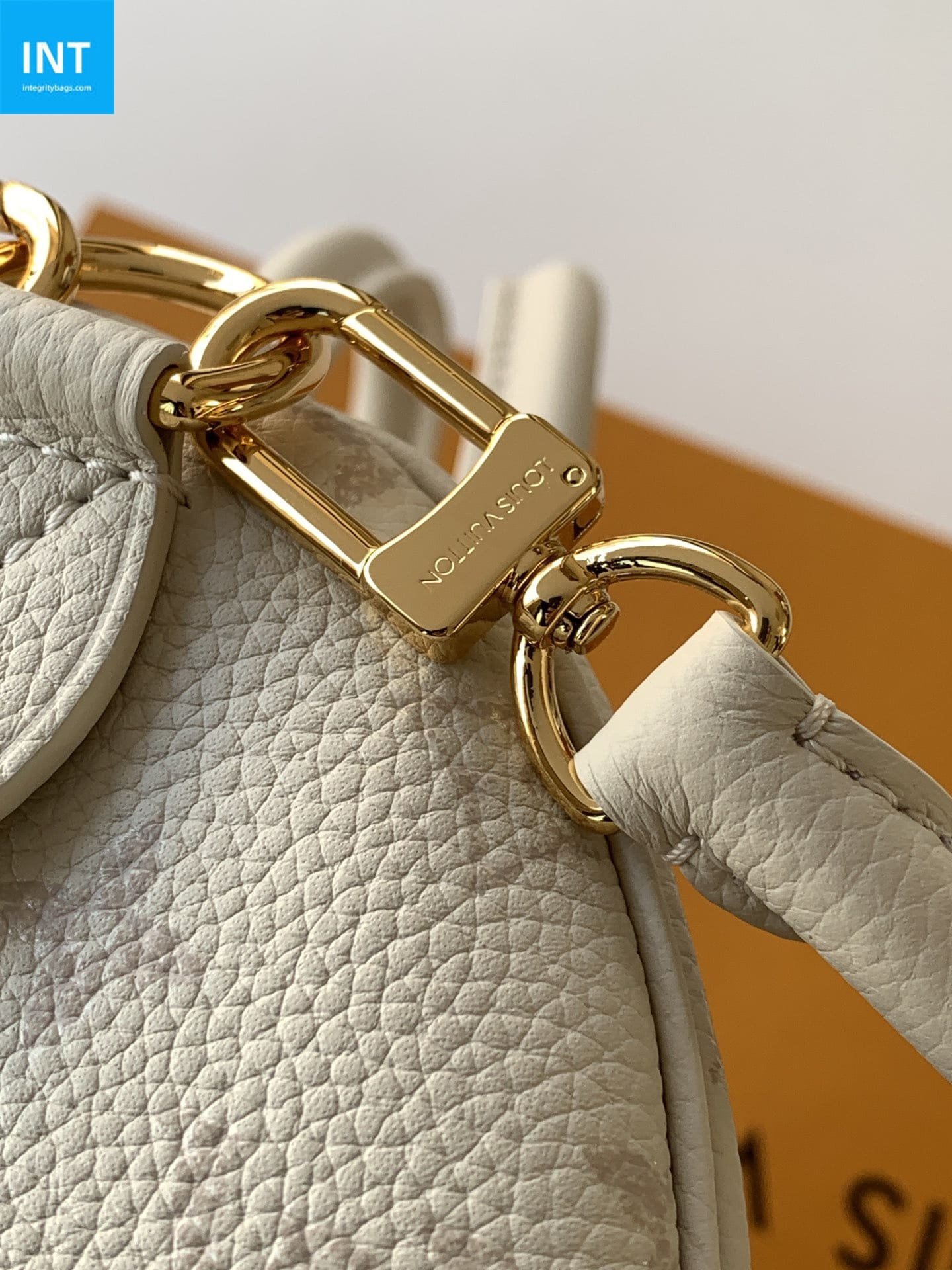 Louis Vuitton Speedy 25 Bliss Cream - Image 8