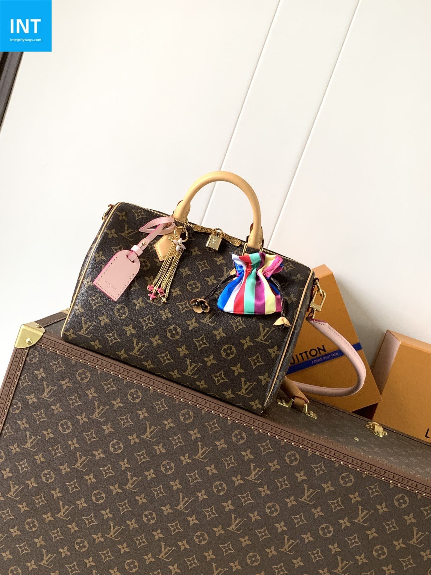 Alternative view of Louis Vuitton Speedy Soft 30  Exclusive