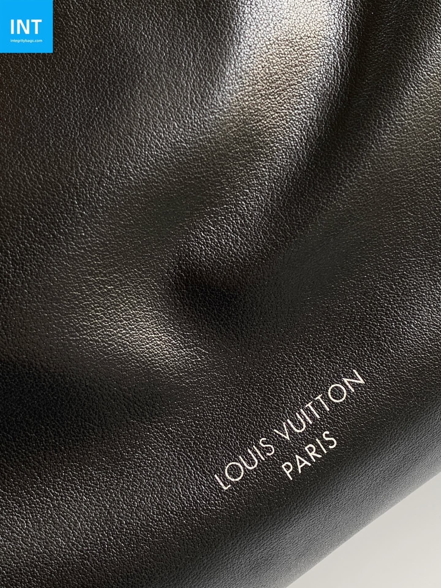 Louis Vuitton CarryAll Travel Calfskin Bag - Image 7