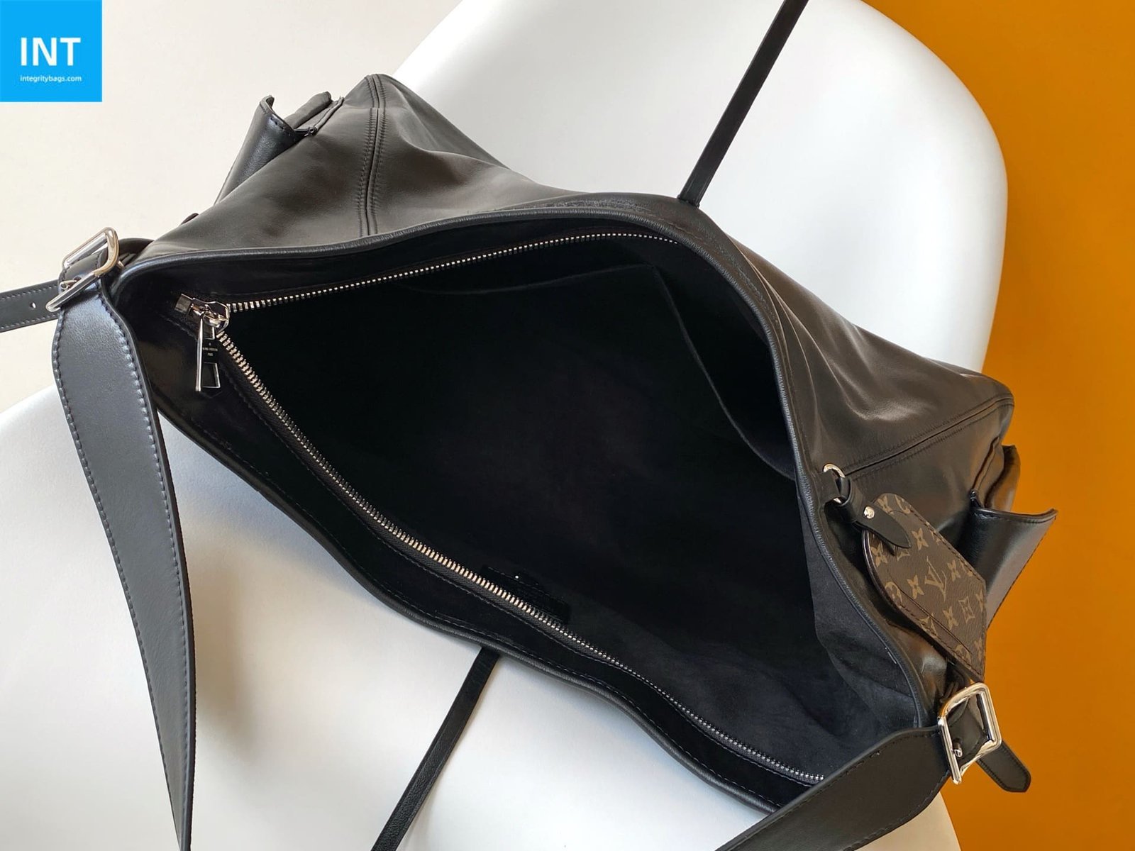 Louis Vuitton CarryAll Travel Calfskin Bag - Image 9