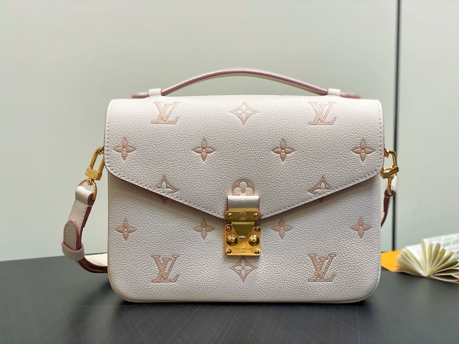 Alternative view of Louis Vuitton Métis Eden Tonal Empreinte