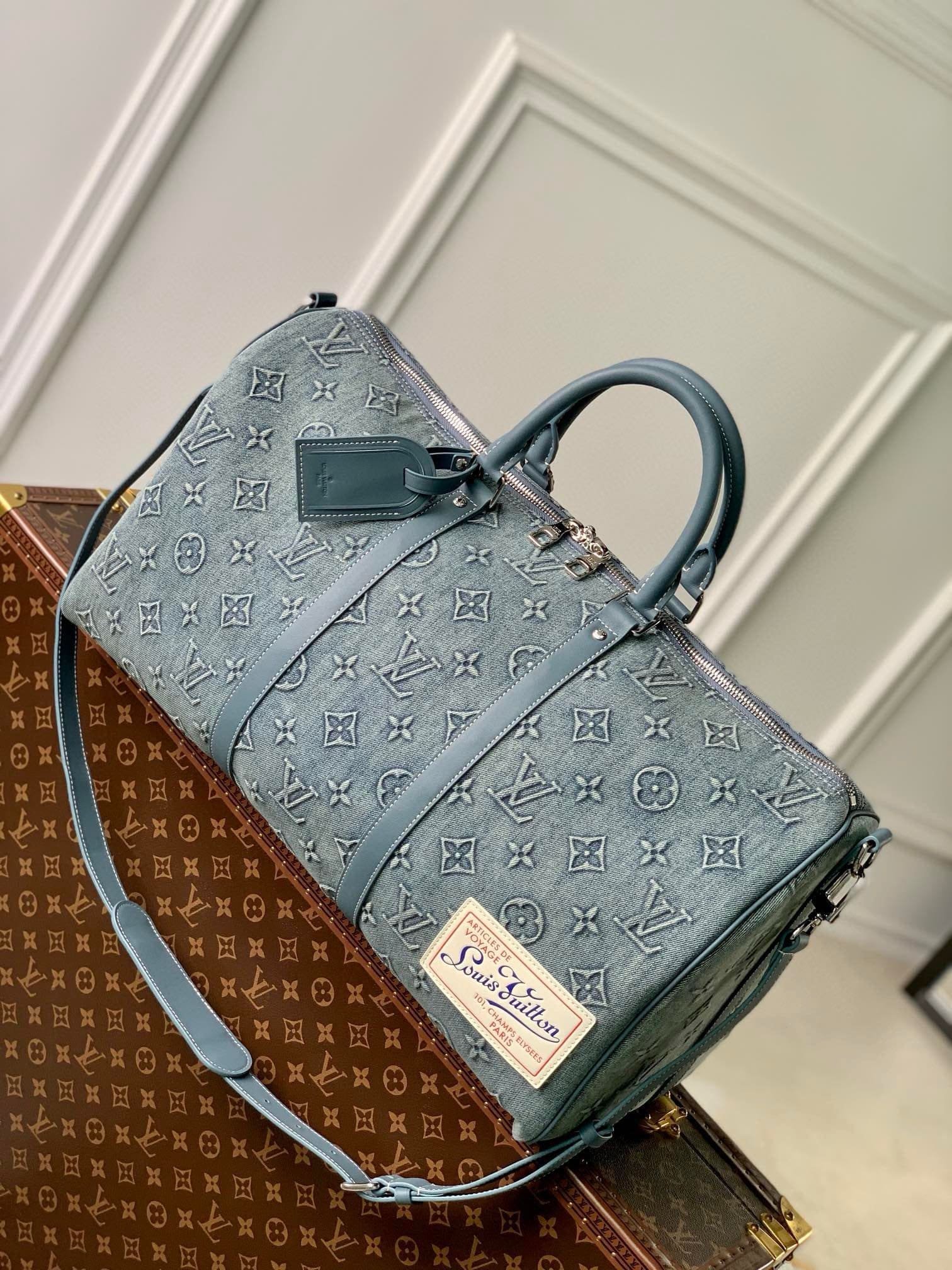 Alternative view of Louis Vuitton M22532 Keepall Bandoulière 50