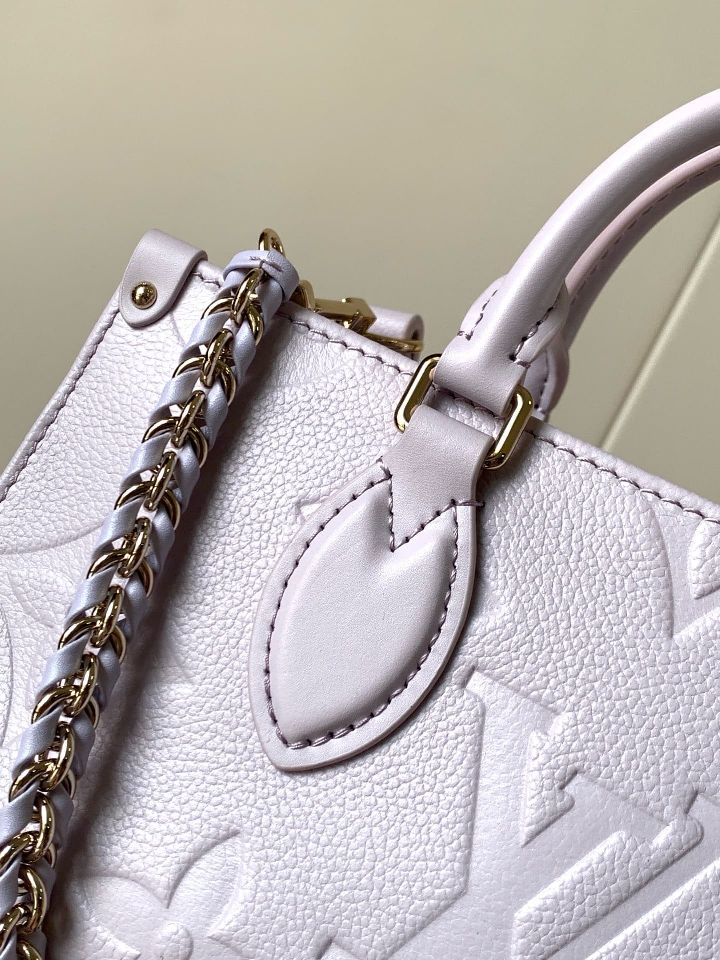 Louis Vuitton OnTheGo East West Embossed - Image 6