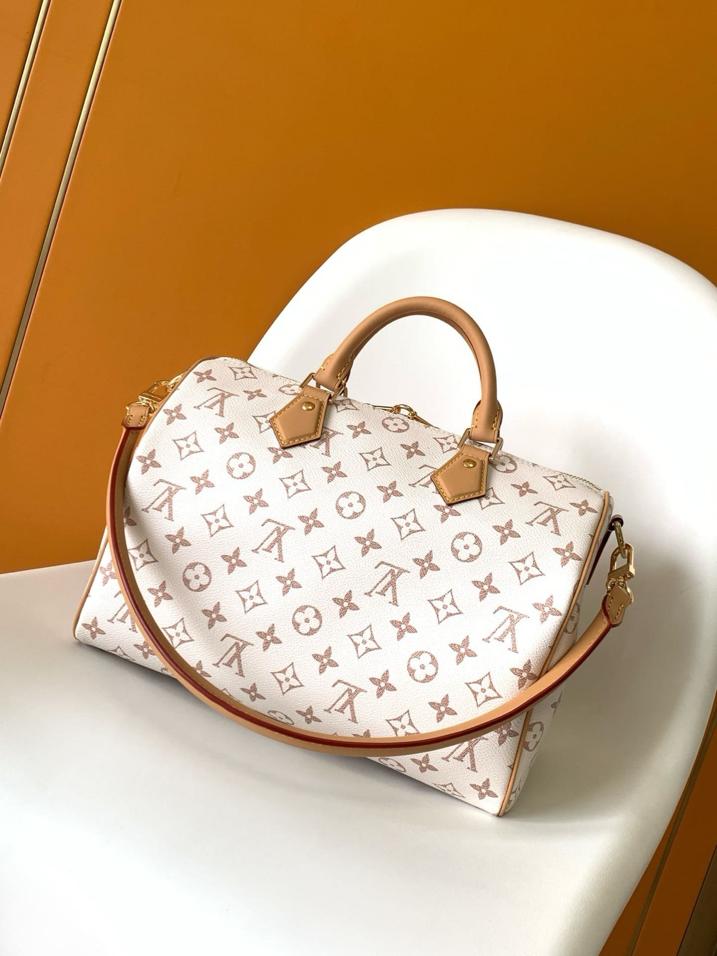 Louis Vuitton Speedy Soft 30 Monogram - Image 3