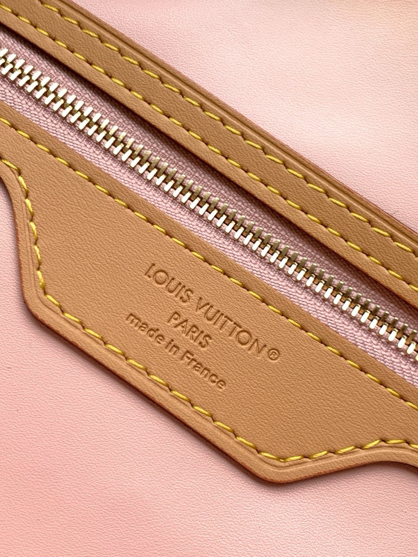 Louis Vuitton Speedy Soft 30 Monogram - Image 10