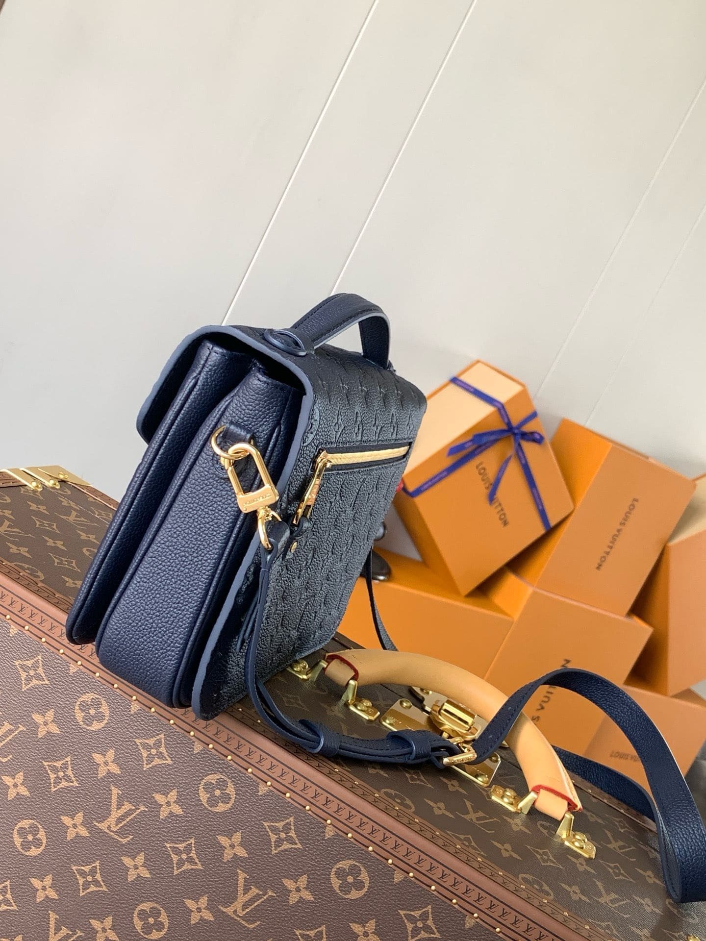 Louis Vuitton Métis Navy Blue Empreinte - Image 4