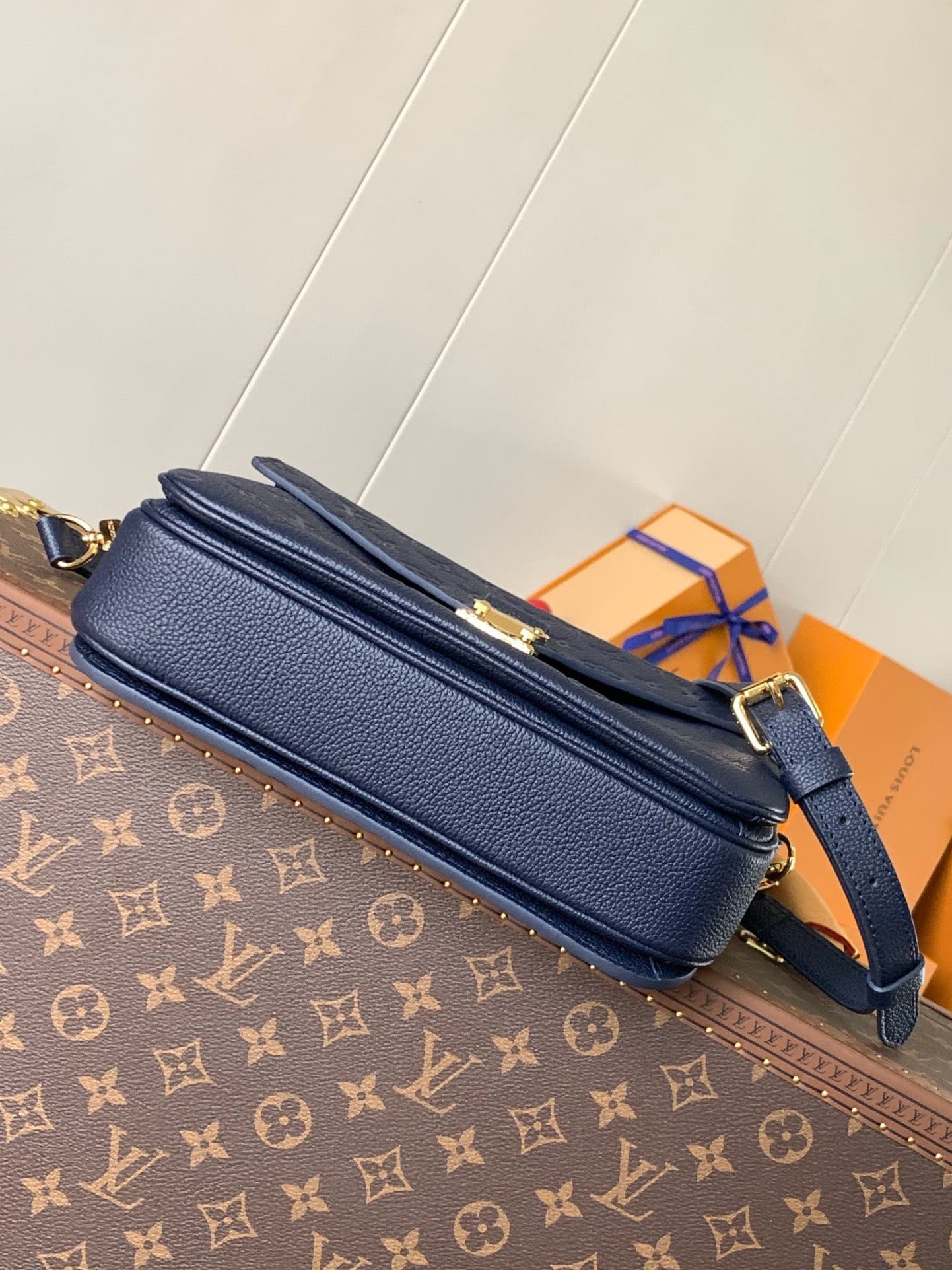 Louis Vuitton Métis Navy Blue Empreinte - Image 6