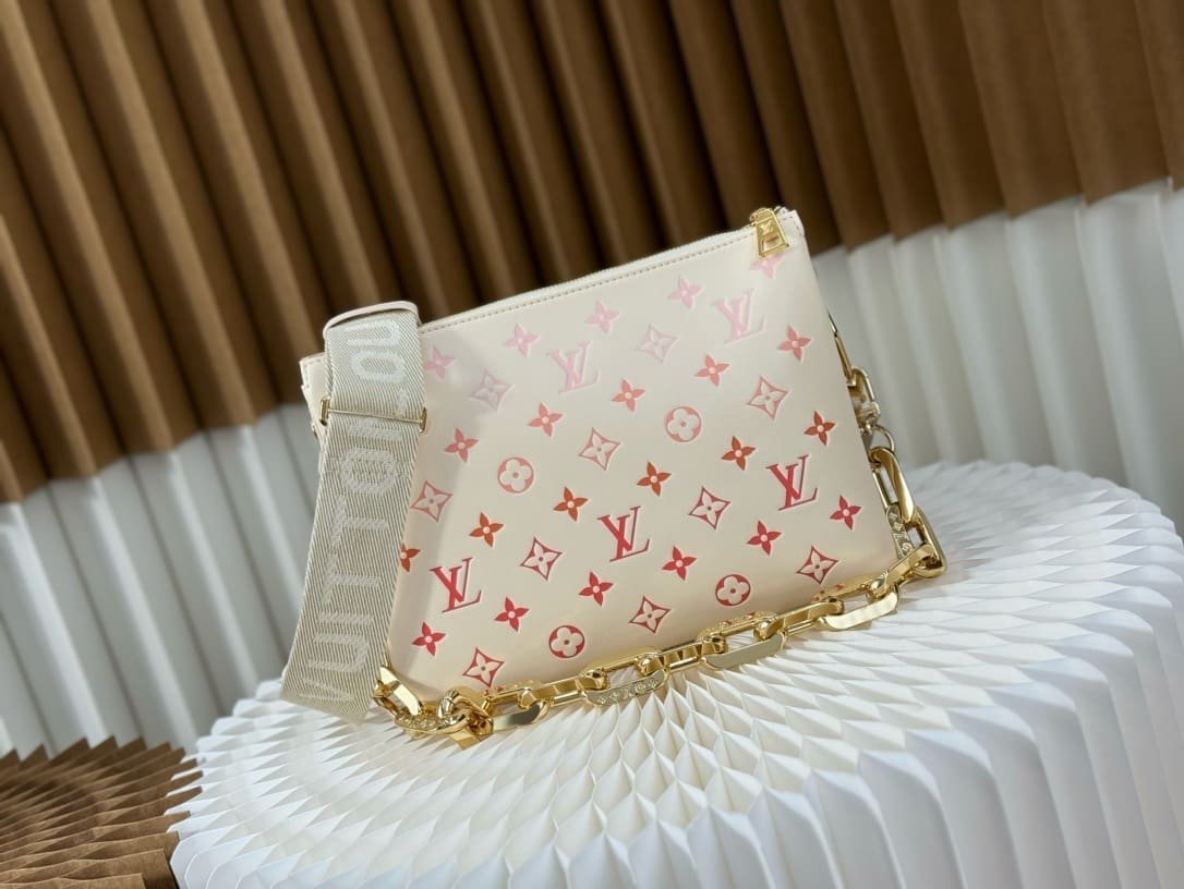 Alternative view of Louis Vuitton Coussin PM Sunrise