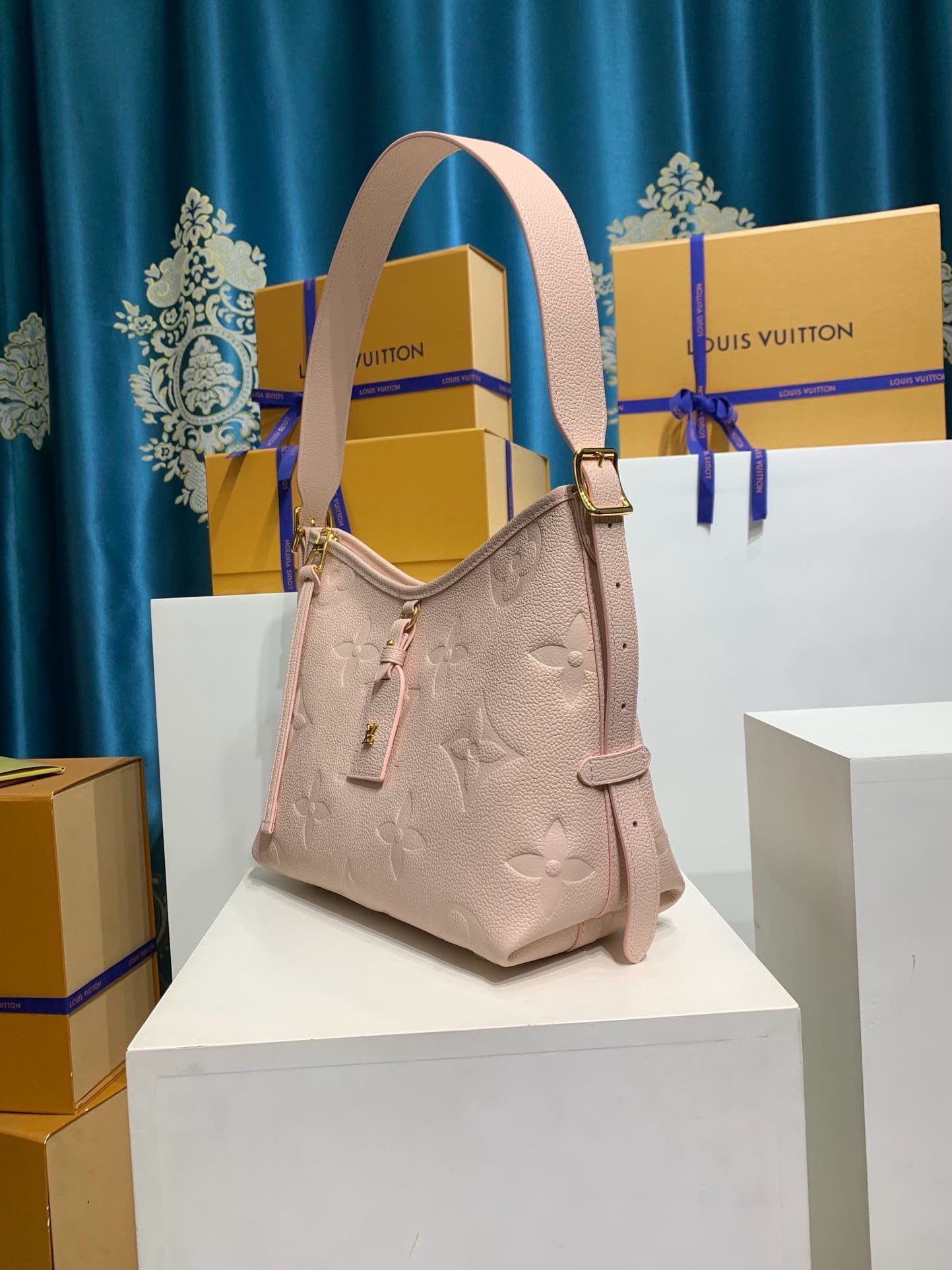 Louis Vuitton CarryAll PM Embossed - Image 4