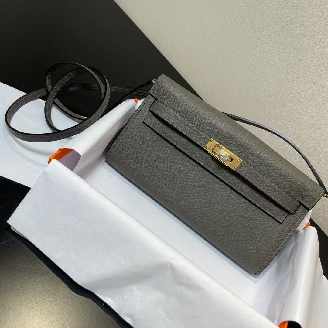 Alternative view of HERMES KELLY CLASSIQUE TO GO WALLET EPSOM 20 IN GREY WITH GOLD HARDWARE