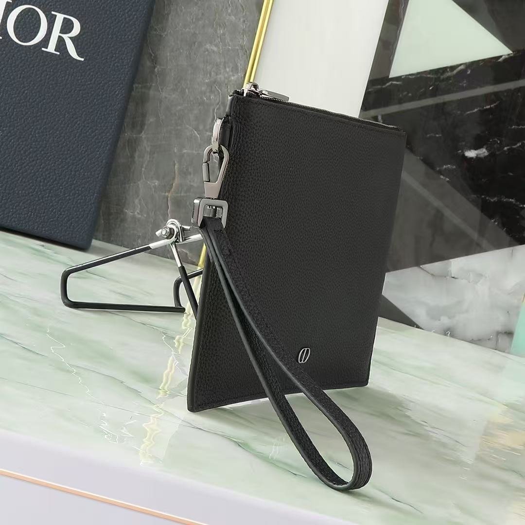 Dior A5 Grained Calfskin Pouch with CD Logo - Image 2