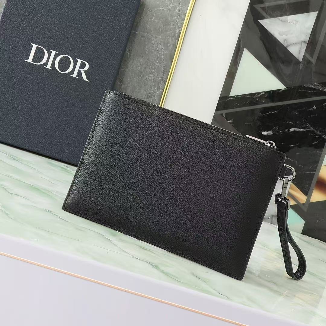Dior A5 Grained Calfskin Pouch with CD Logo - Image 5