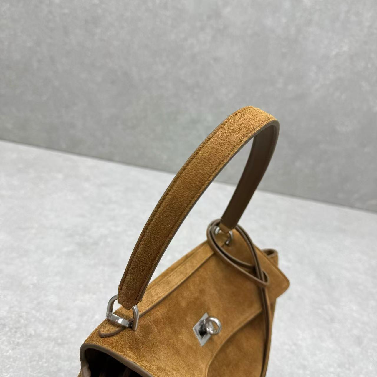 Balenciaga Rodeo Small 29cm Brown Suede - Image 8
