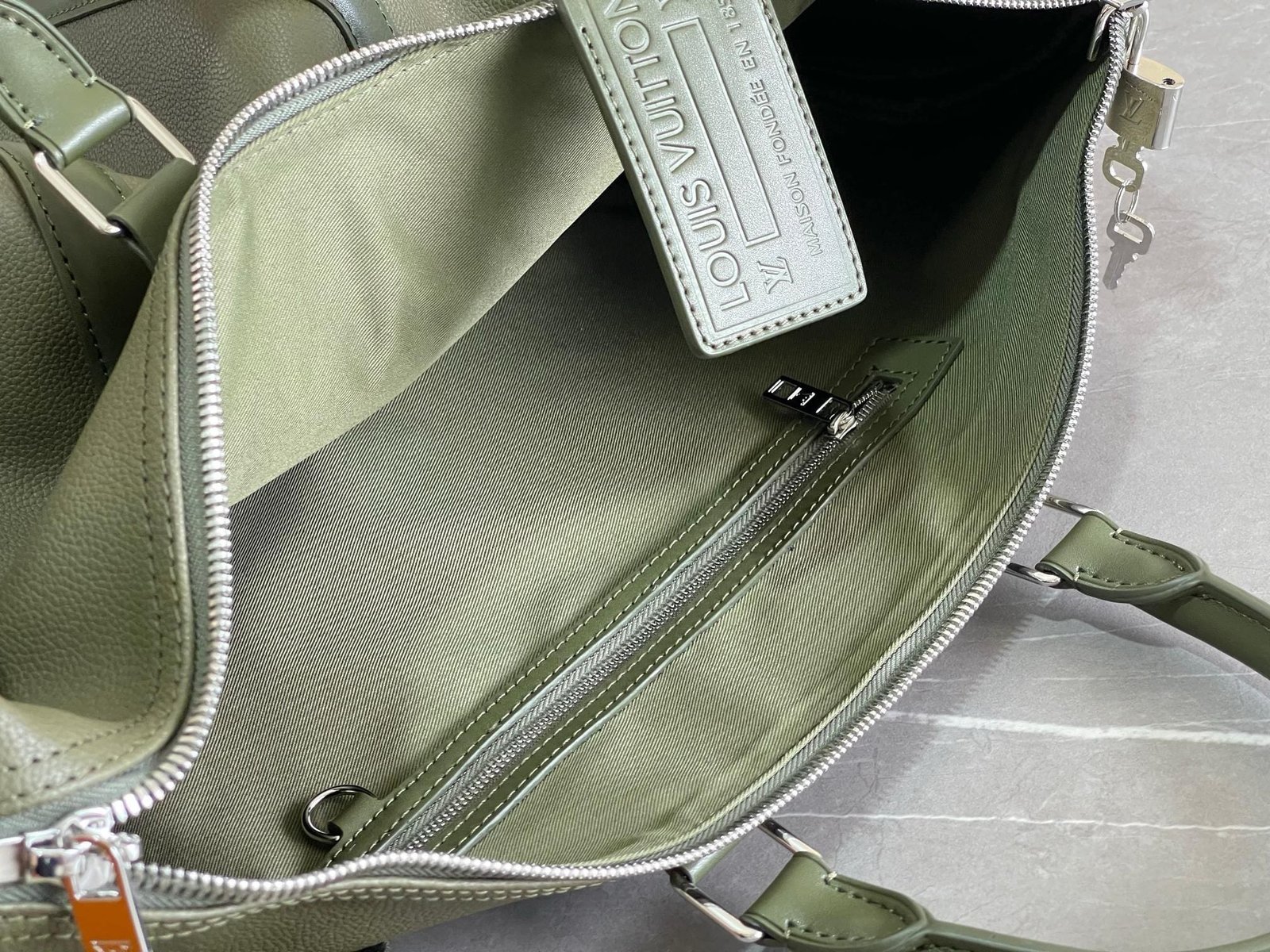 Louis Vuitton M21536 Keepall Bandoulière 50 - Image 9