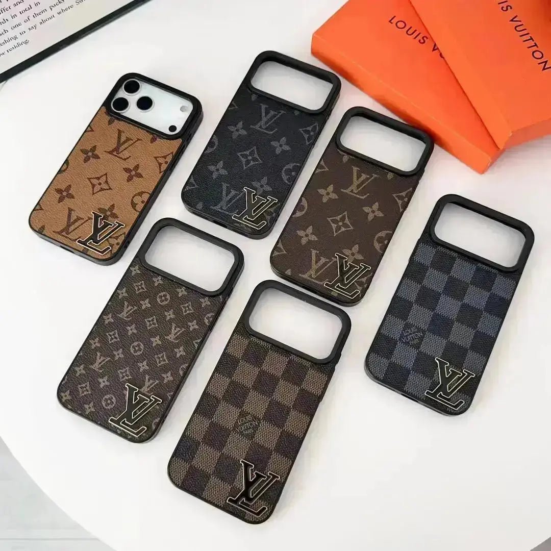 LV Damier Graphite Canvas Logo Phone Case - Image 4