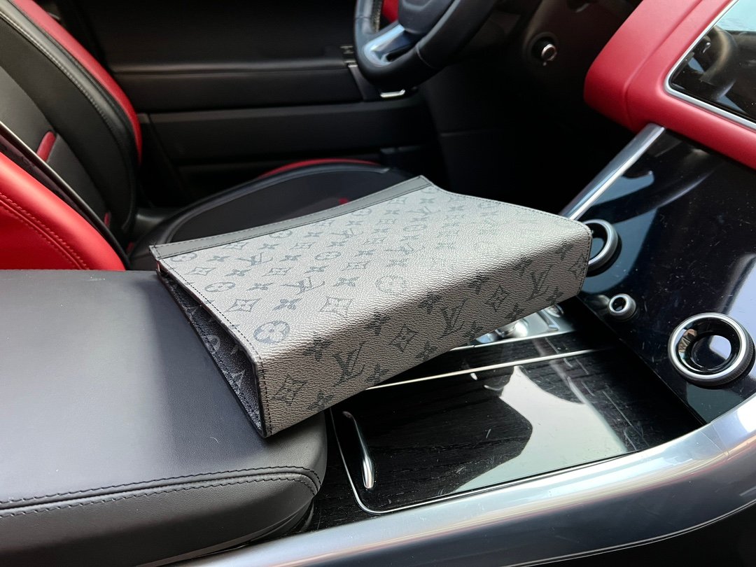 LV Eclipse Leather Toiletry Pouch - Image 6