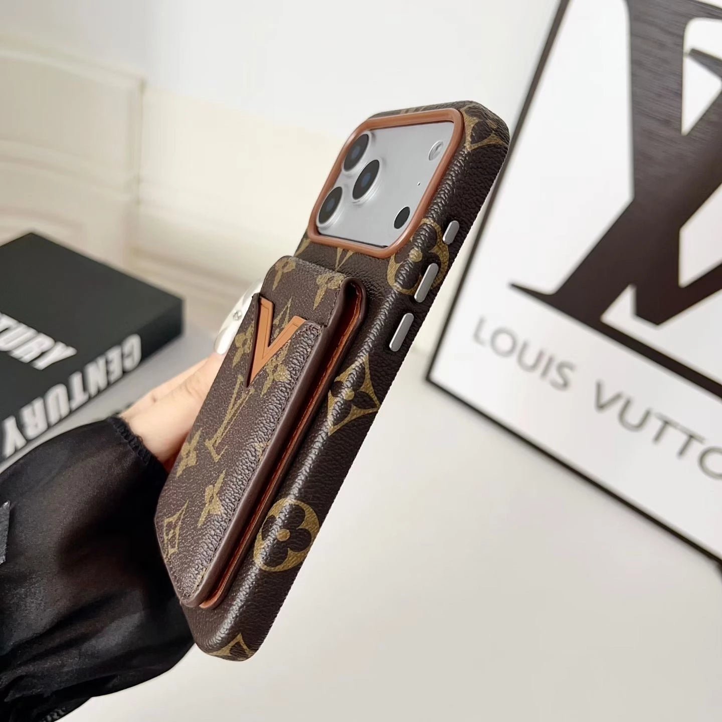 Alternative view of LV Monogram V-Shape logo Card Holder Case