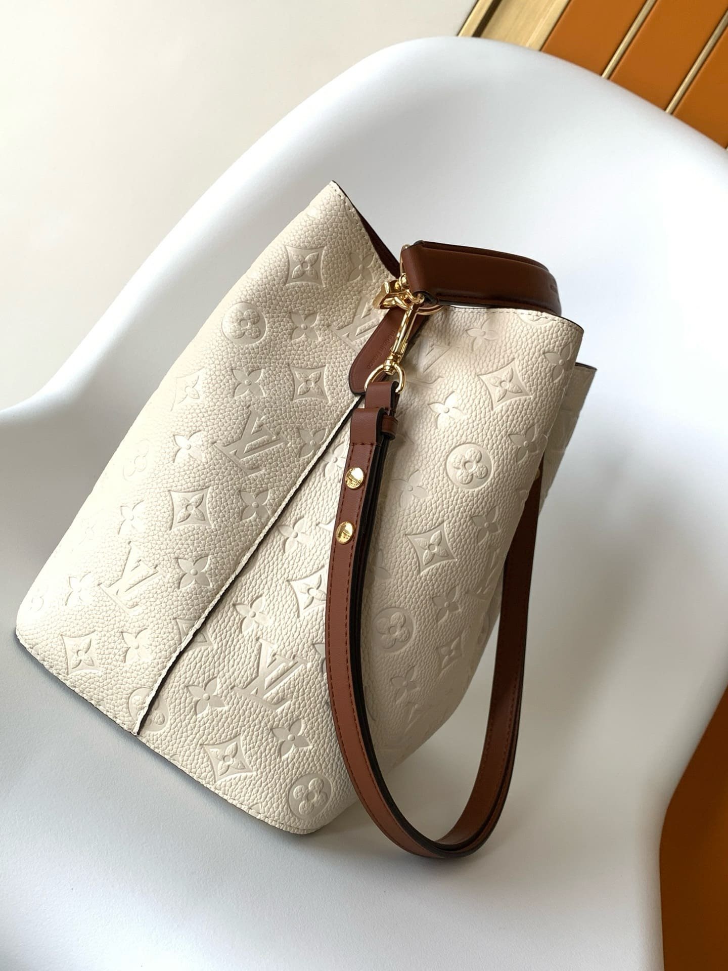 Louis Vuitton Noe MM Cream Empreinte - Image 3