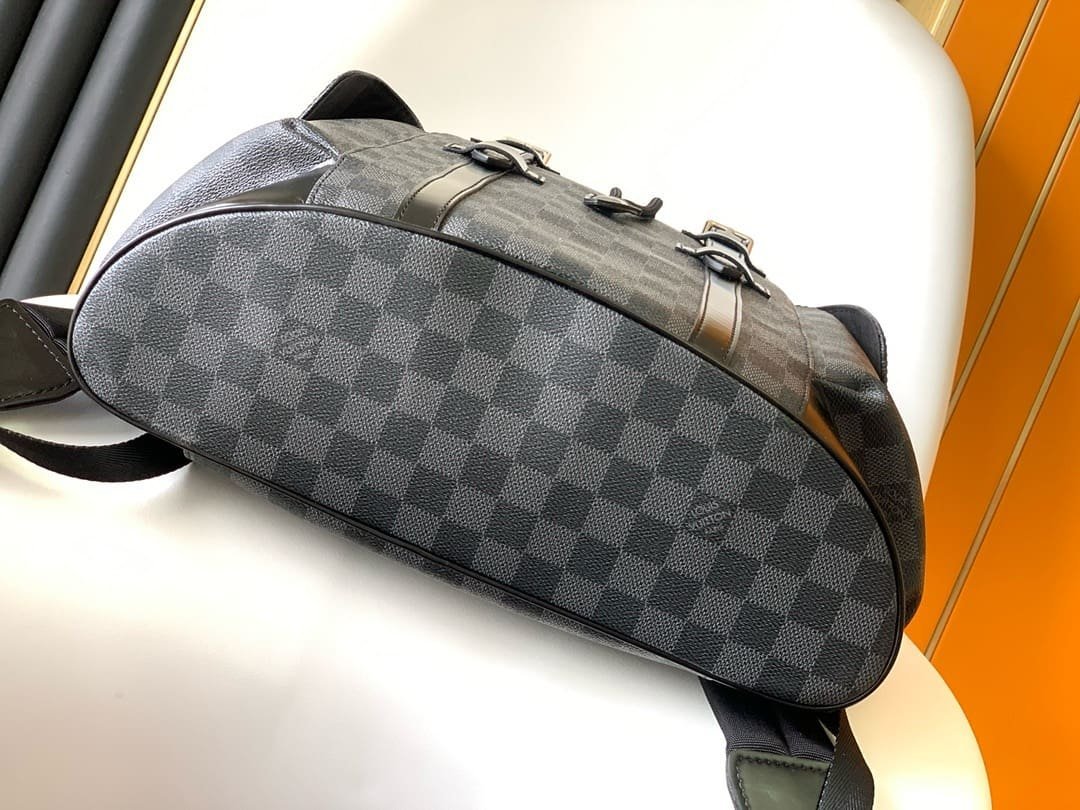 Louis Vuitton Christopher MM Damier - Image 4