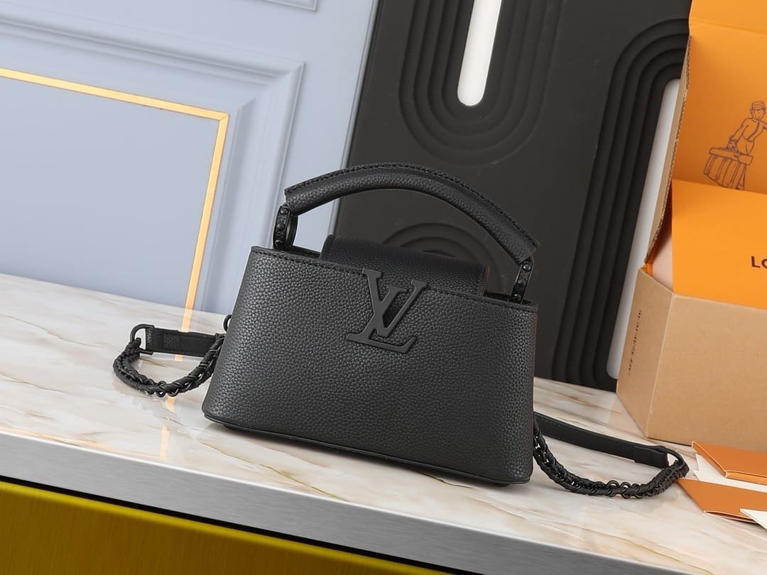 Alternative view of Louis Vuitton Capucines EW Mini Taurillon