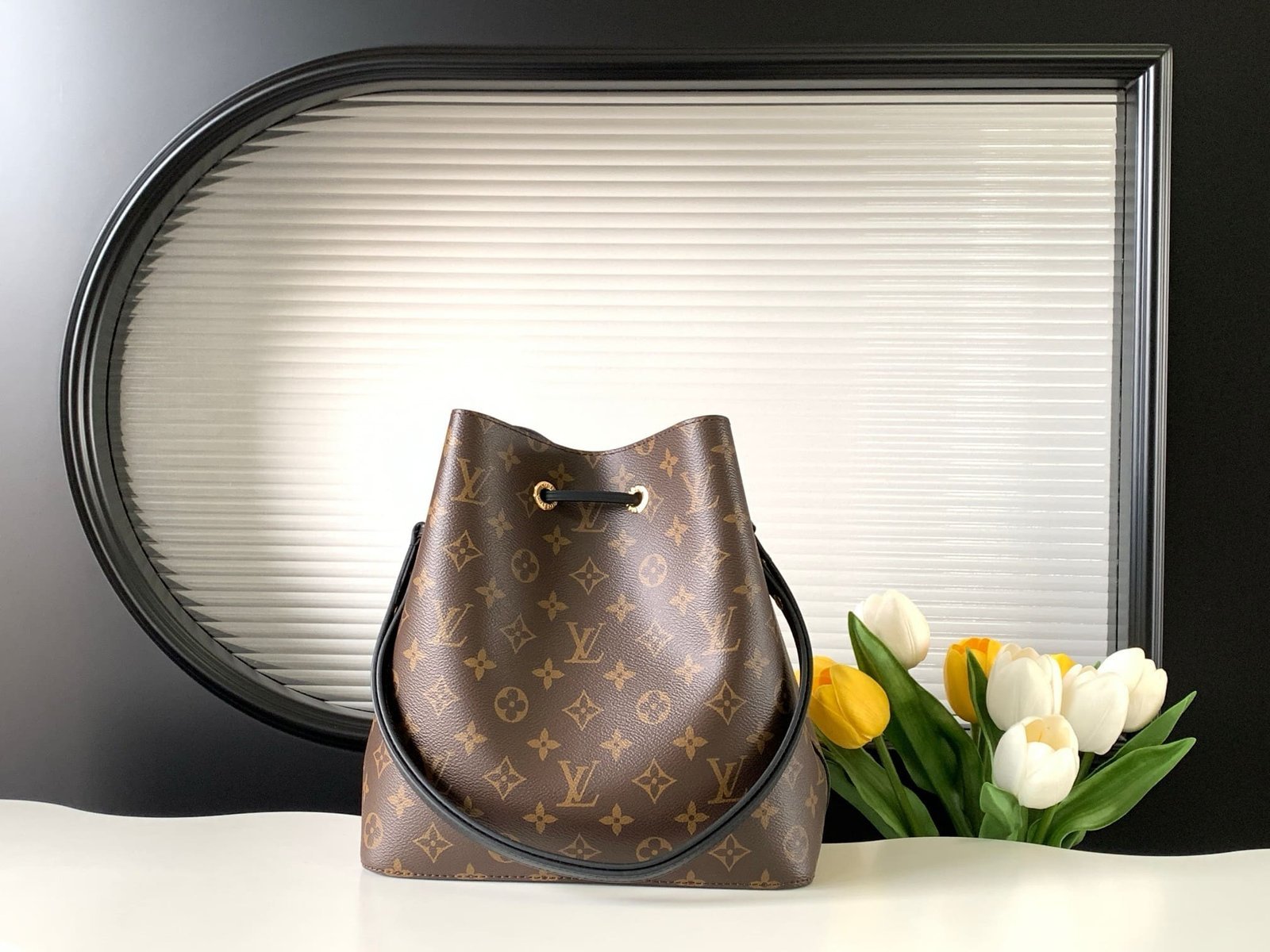 Louis Vuitton NéoNoé MM Monogram - Image 4