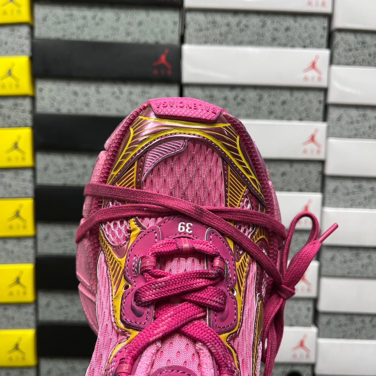 Balenciaga 3XL Pink Yellow - Image 3
