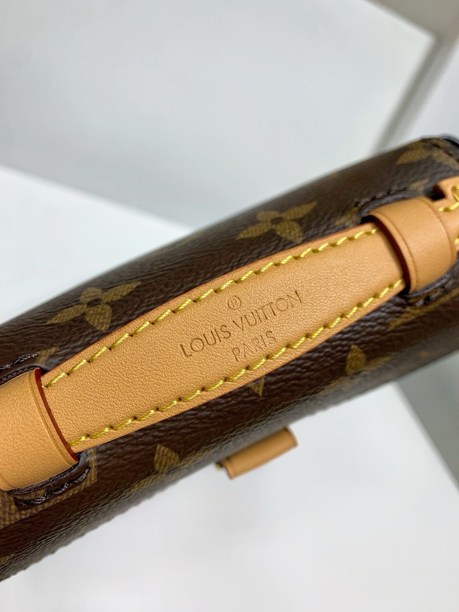 Louis Vuitton Micro Métis Mini Chain - Image 8