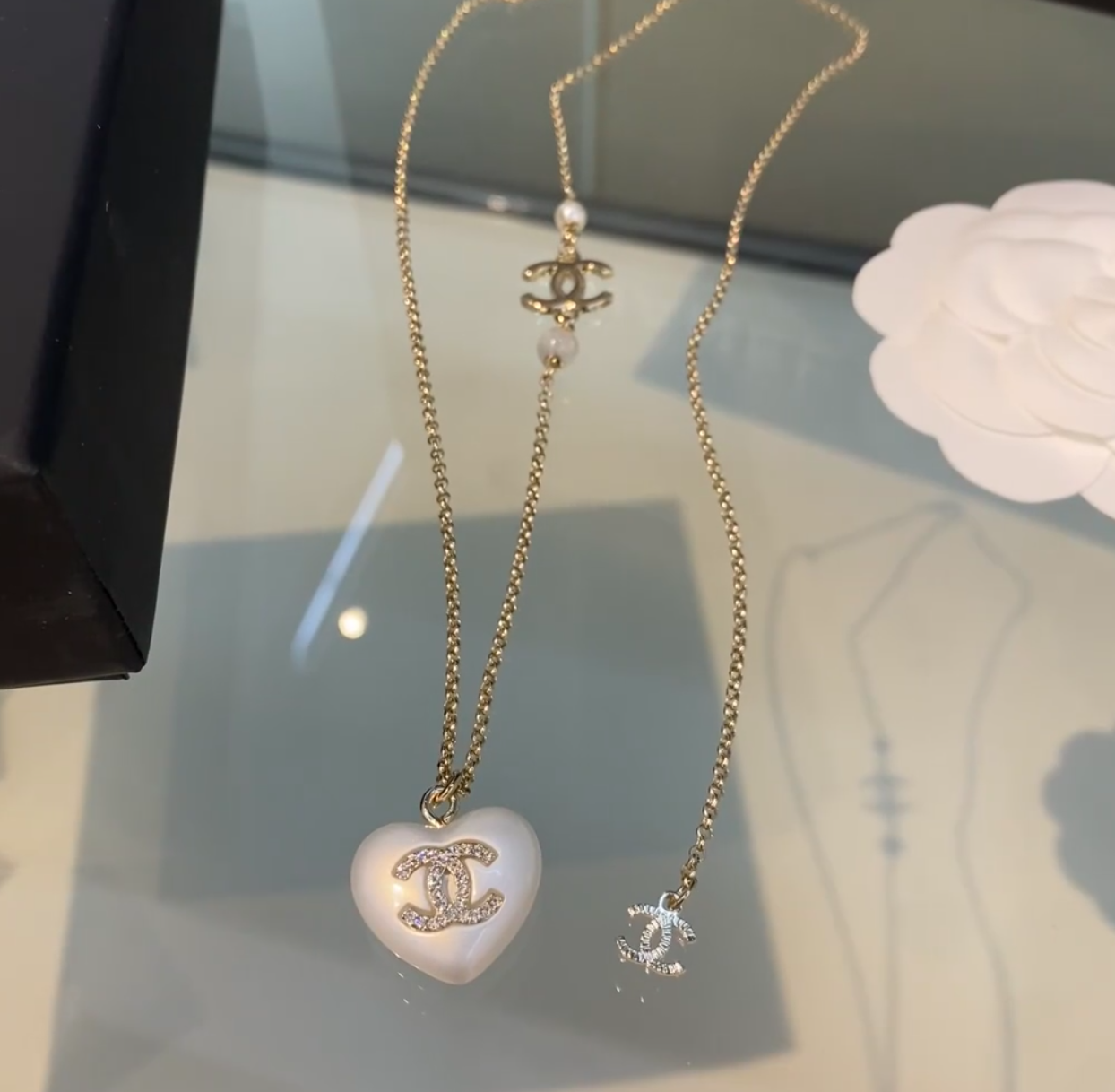 Chanel Gold Pearl Heart Layer Necklace