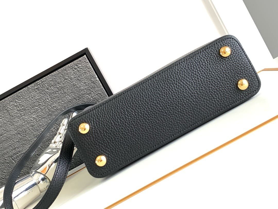 Louis Vuitton Capucines BB Taurillon - Image 6
