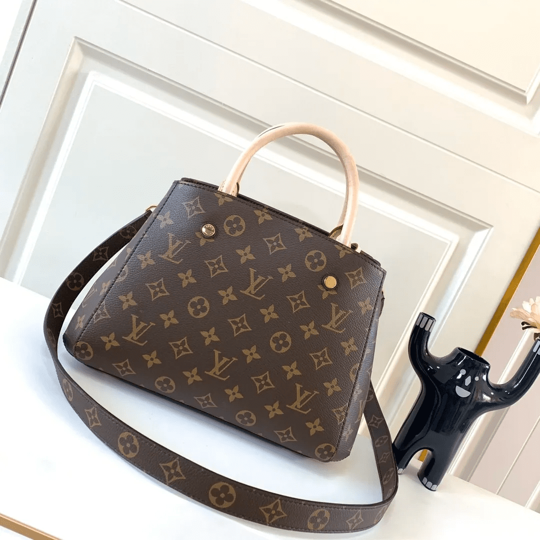 Louis Vuitton Montaigne BB Monogram - Image 4