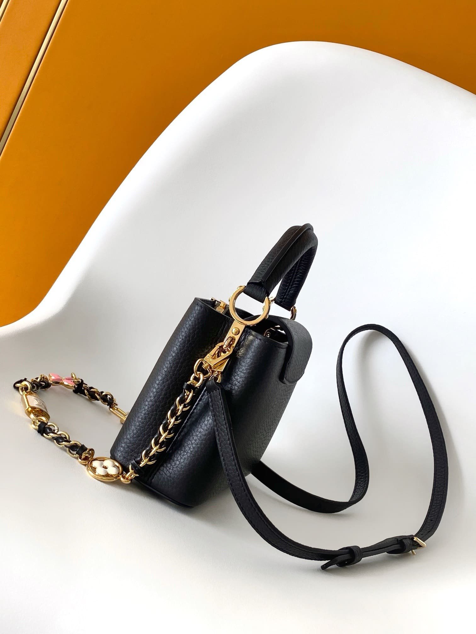 Louis Vuitton Capucines BB Taurillon - Image 3