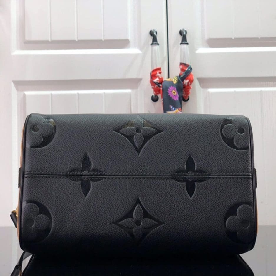 Louis Vuitton Speedy 25 Solid Black - Image 6