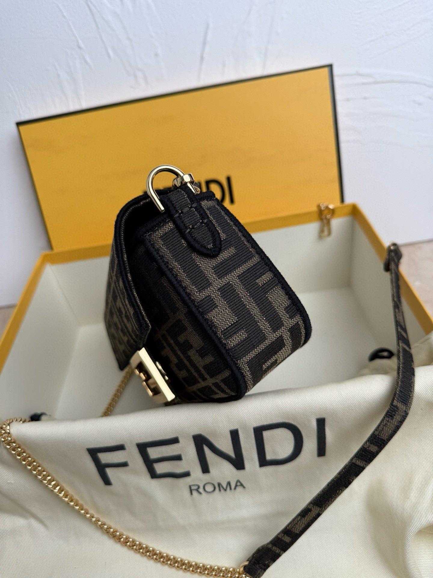 Fendi Baguette Mini Brown Jacquard Fabric - Image 6