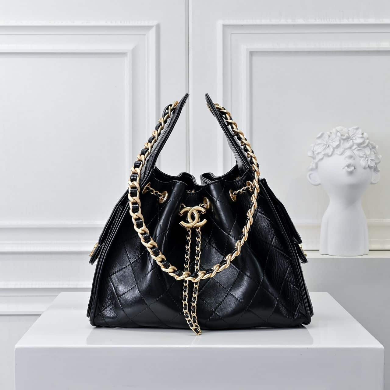 Alternative view of Prestige Edition – Chanel 25 Small Handbag Grained & Gold-Tone Metal Black 26Cm AS5293 B20304 94305