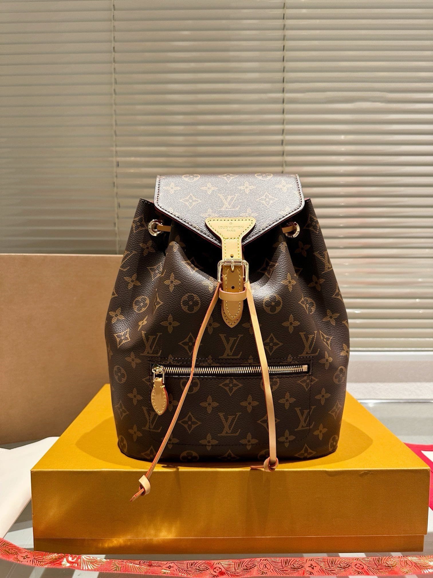 Alternative view of Louis Vuitton Montsouris Backpack Classic